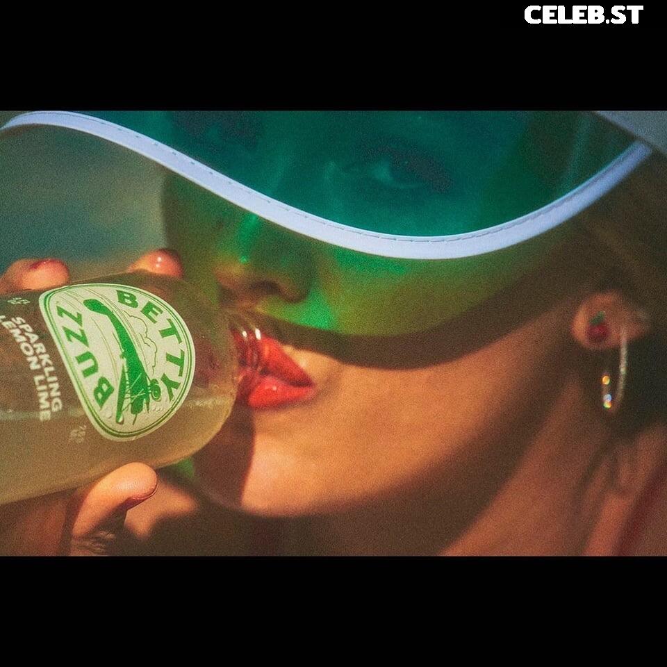 Blake Lively Image 4939036