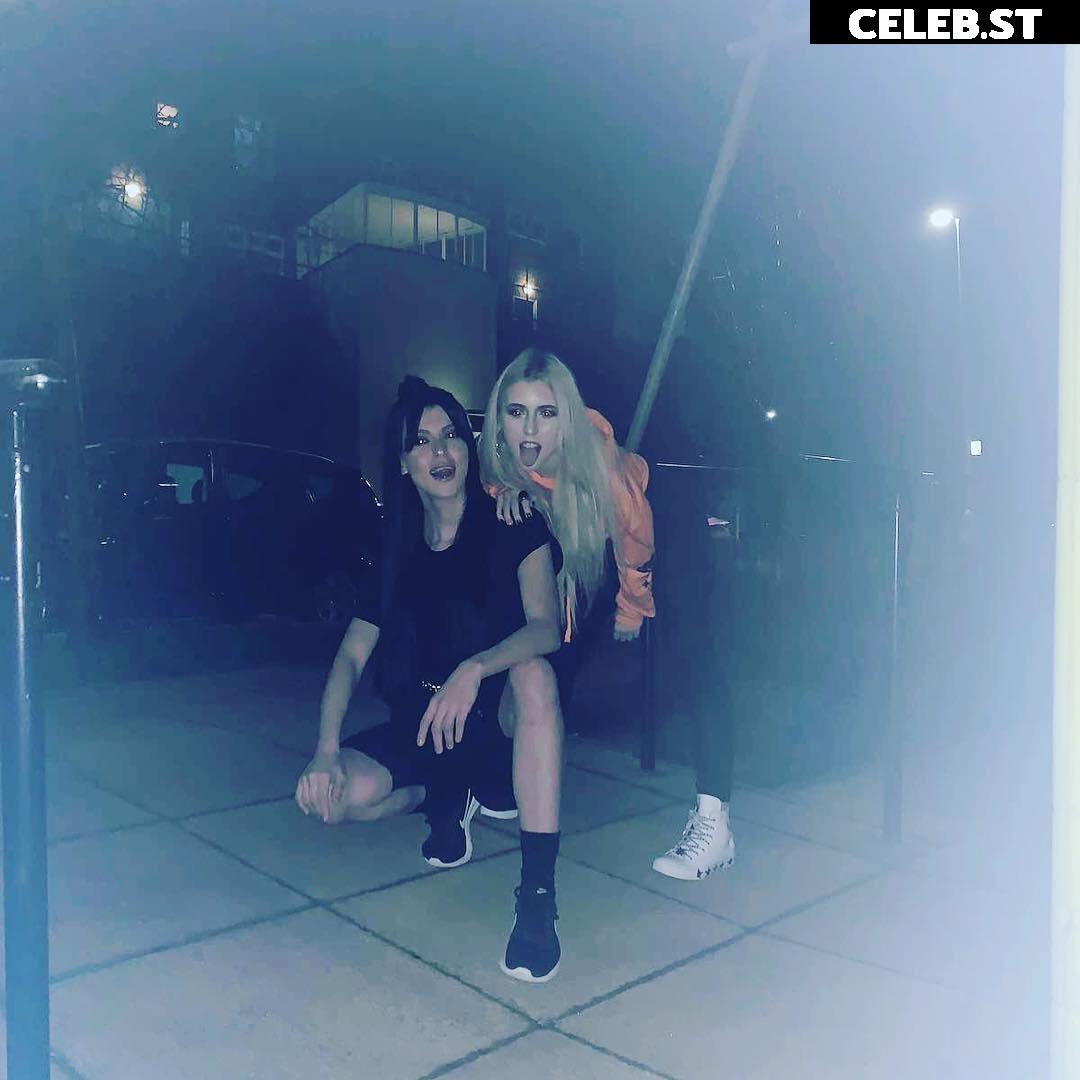 georgina_jgr (cheekygigi) Image 4924066