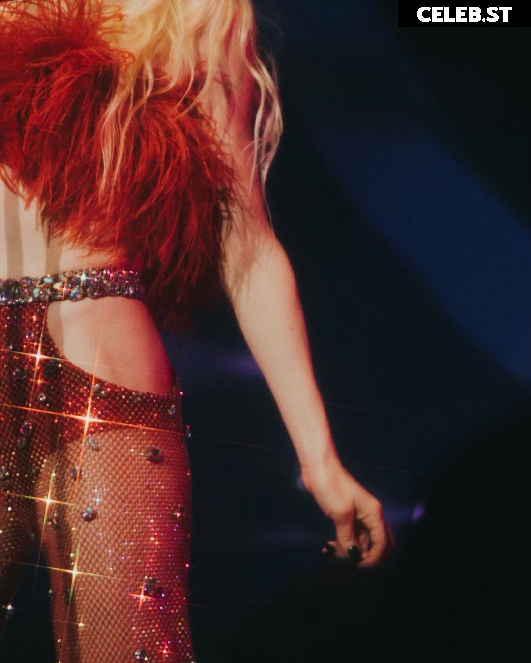 Carly Rae Jepsen Image 4910234