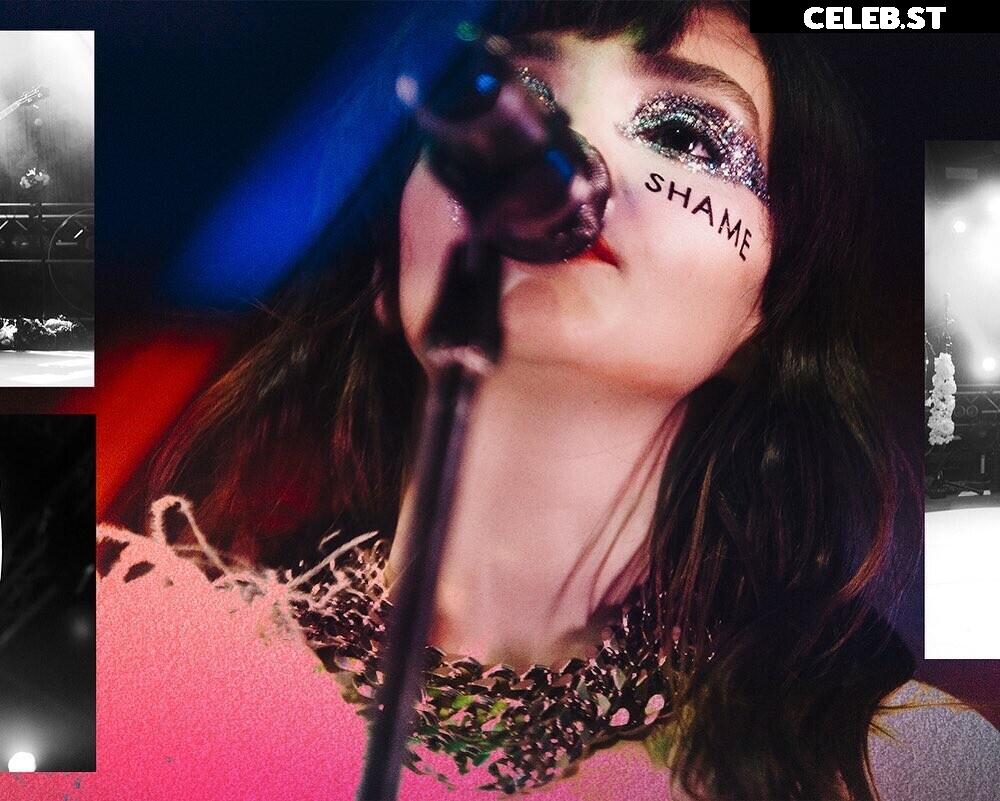 Lauren Mayberry (Singer) Image 4494829