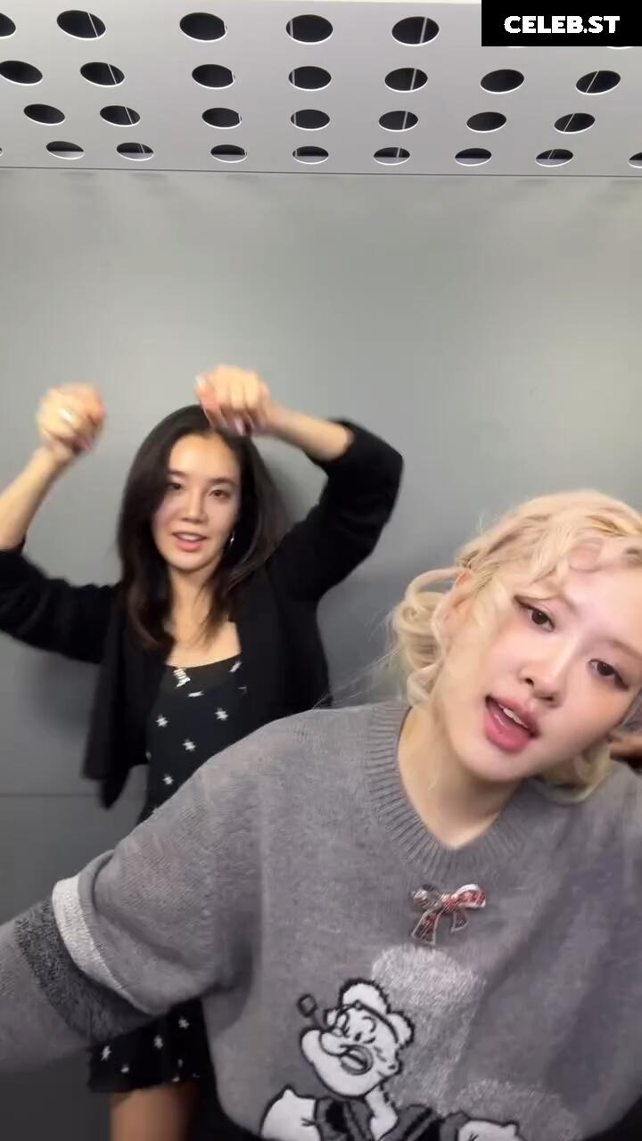 Rosé || Roseanne Park - BLΛƆKPIИK ( BLACKPINK ) Image 4492648