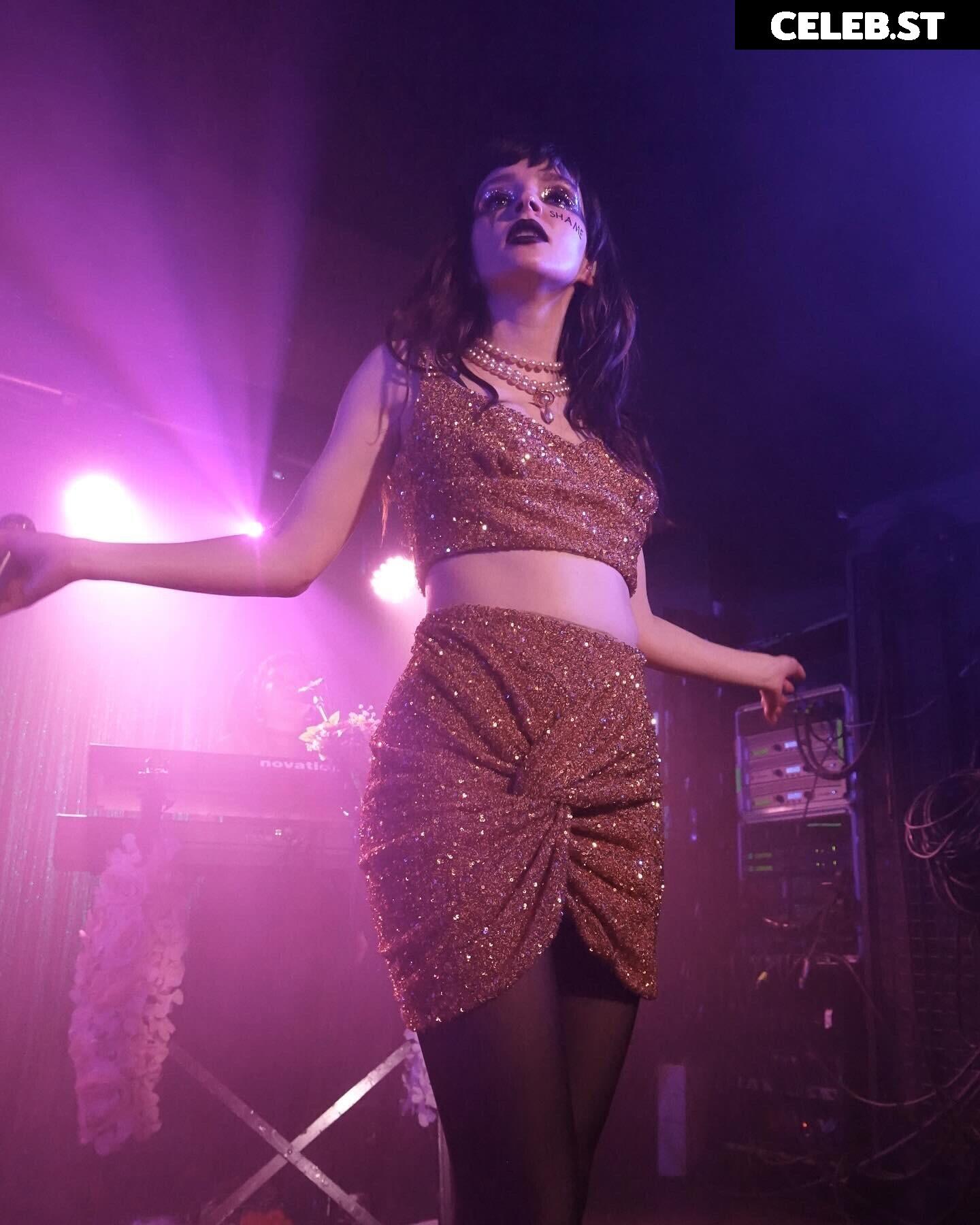 Lauren Mayberry (Singer) Image 4492158
