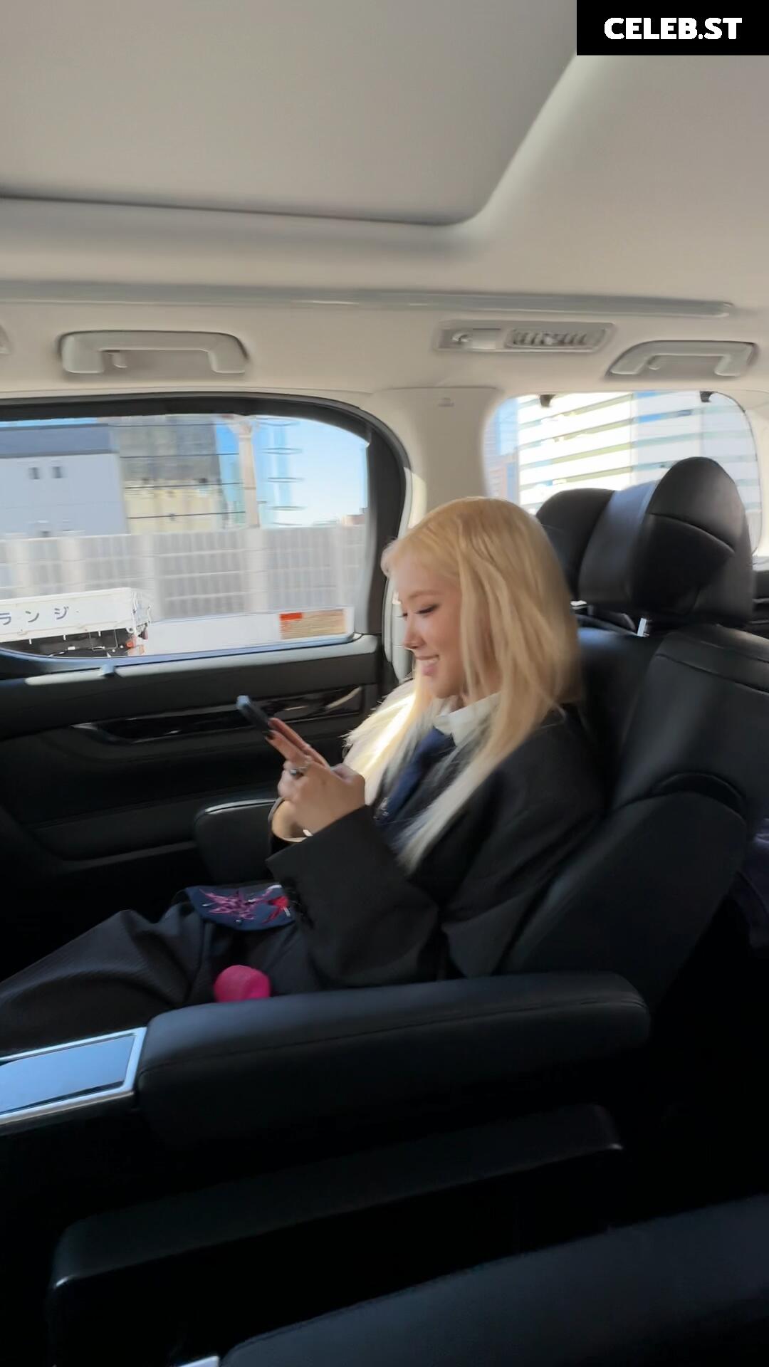 Rosé || Roseanne Park - BLΛƆKPIИK ( BLACKPINK ) Image 4492262