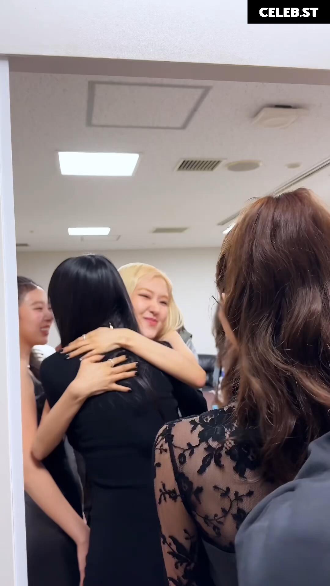 Rosé || Roseanne Park - BLΛƆKPIИK ( BLACKPINK ) Image 4493267