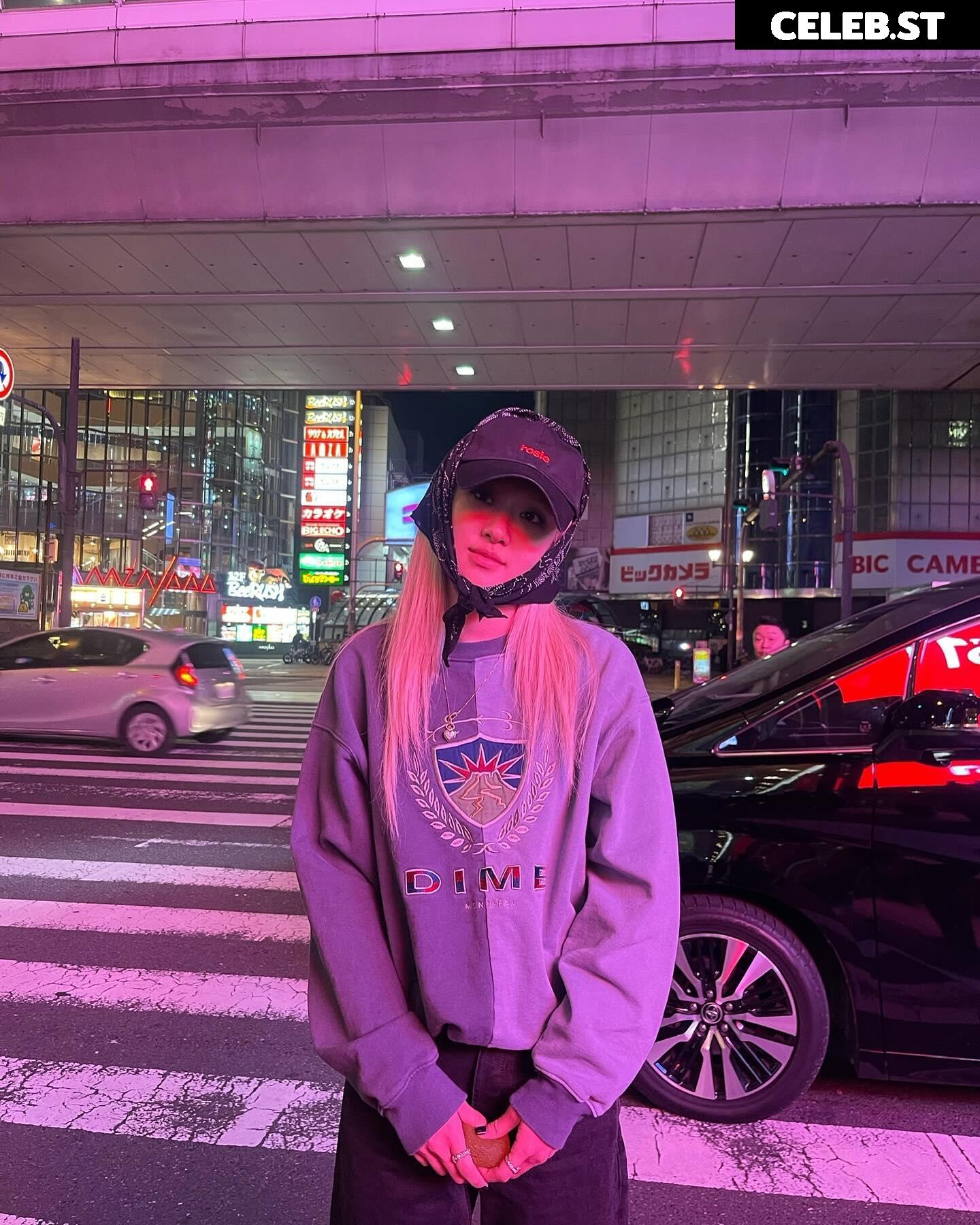Rosé || Roseanne Park - BLΛƆKPIИK ( BLACKPINK ) Image 4499520