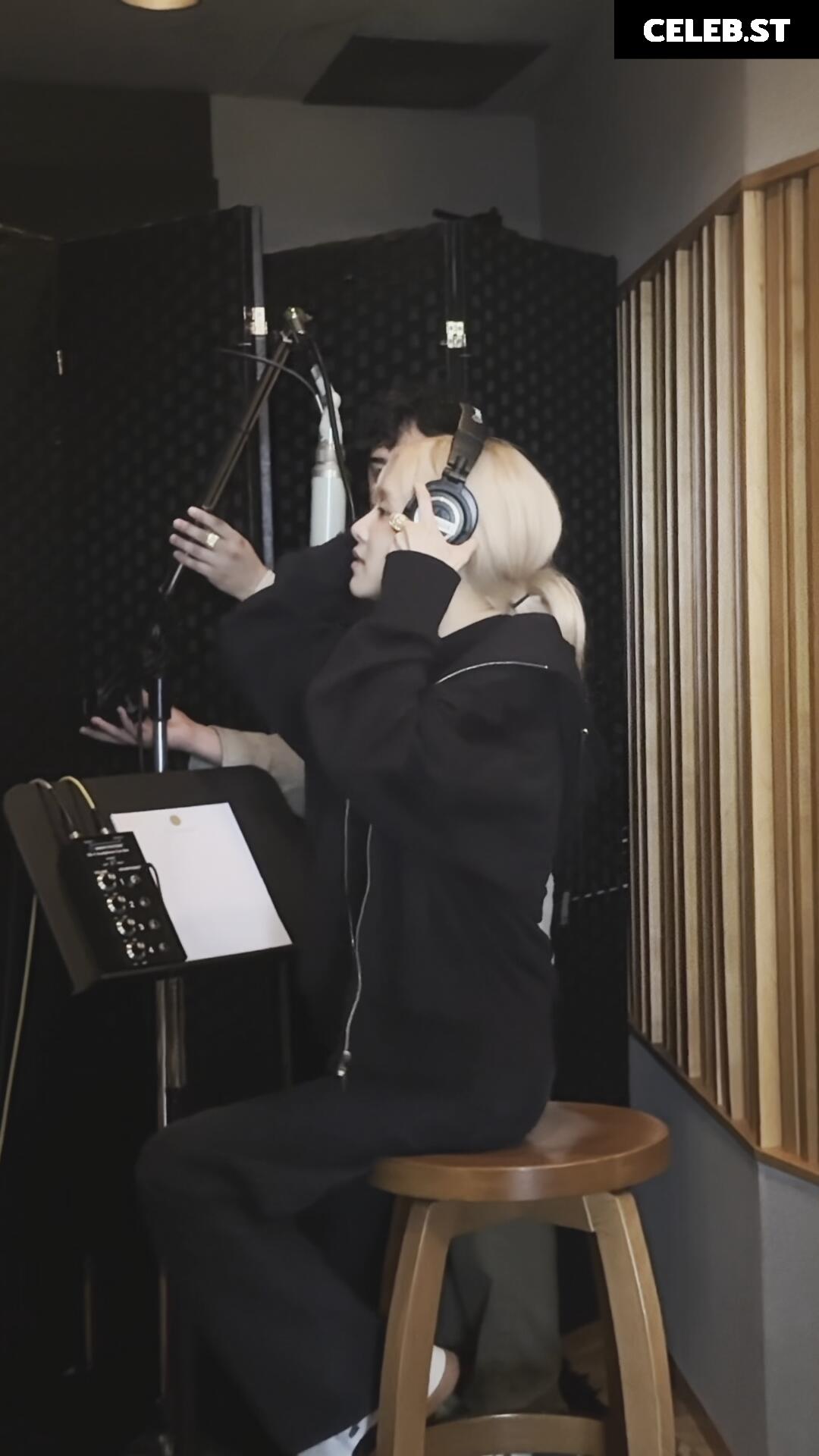 Rosé || Roseanne Park - BLΛƆKPIИK ( BLACKPINK ) Image 4499918