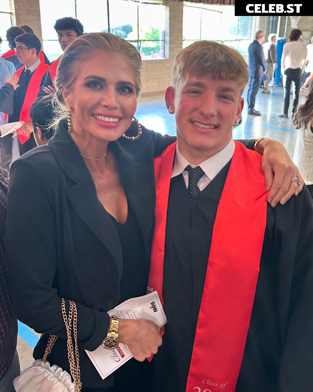 WWE Torrie Wilson Image 4498609