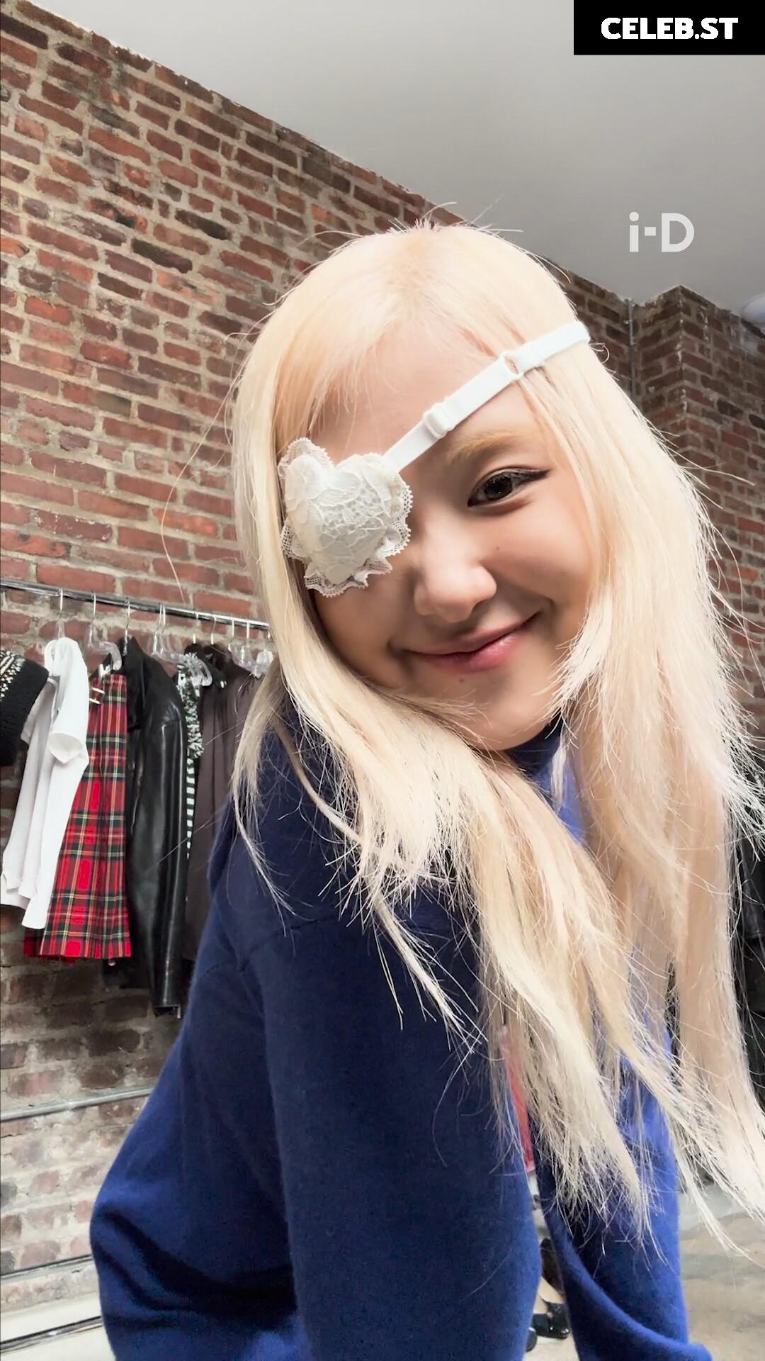 Rosé || Roseanne Park - BLΛƆKPIИK ( BLACKPINK ) Image 4485954