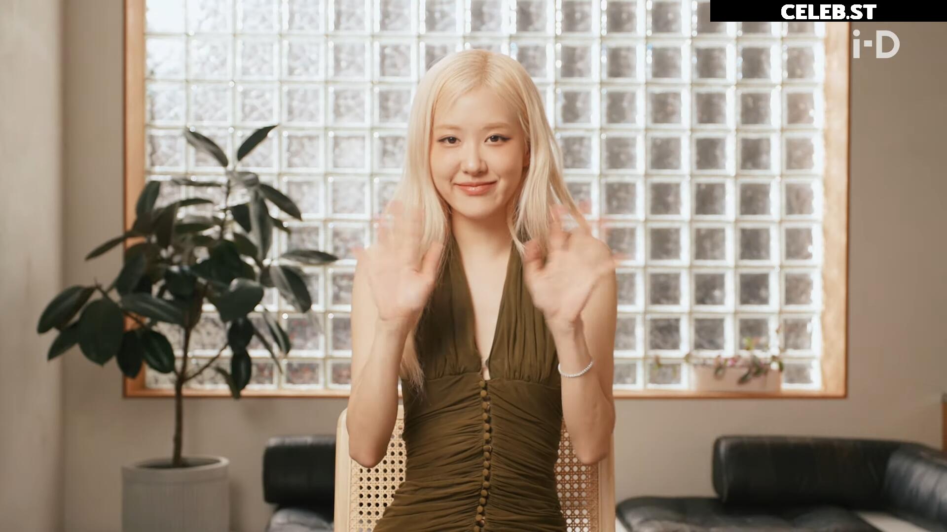 Rosé || Roseanne Park - BLΛƆKPIИK ( BLACKPINK ) Image 4487989