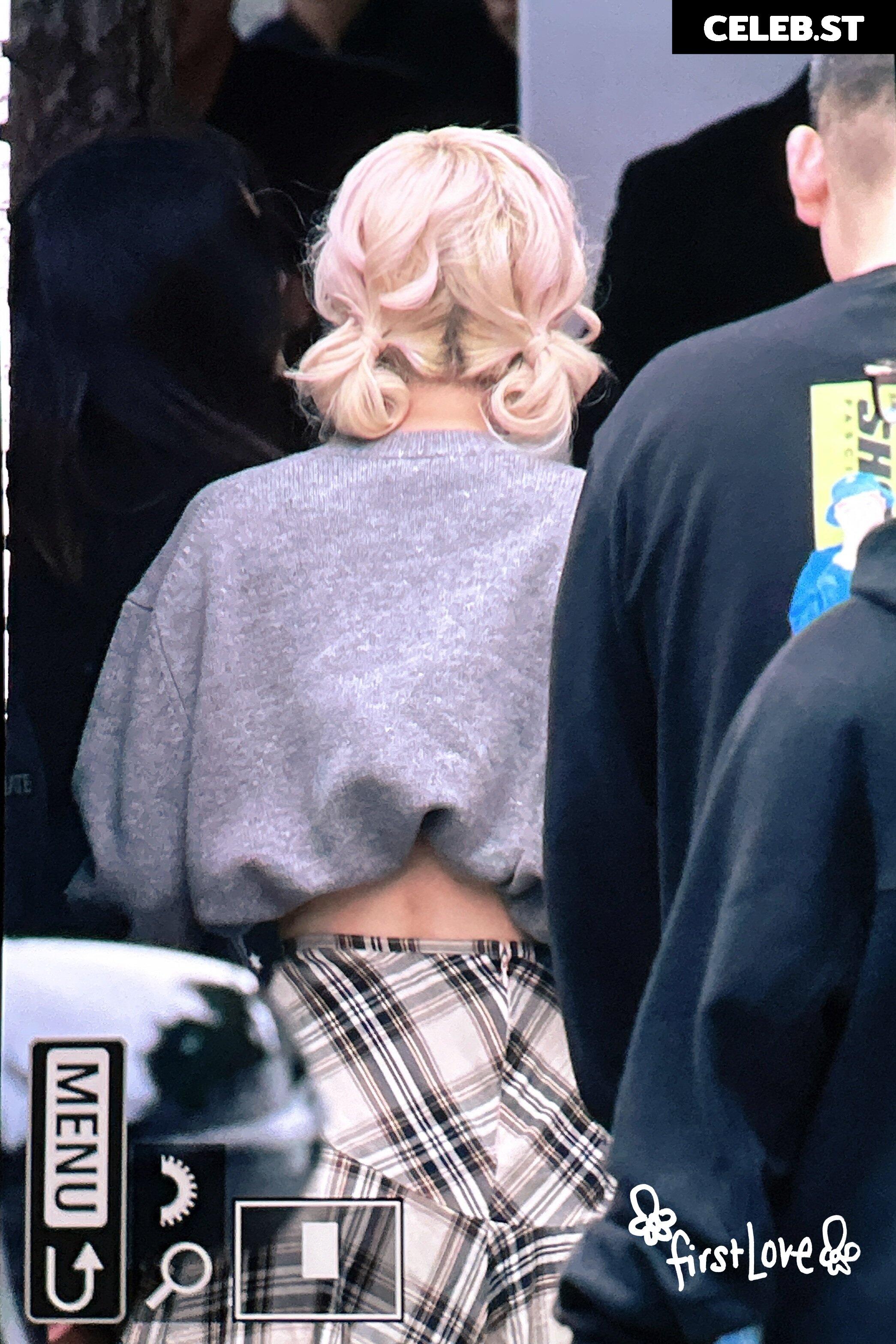Rosé || Roseanne Park - BLΛƆKPIИK ( BLACKPINK ) Image 4484713