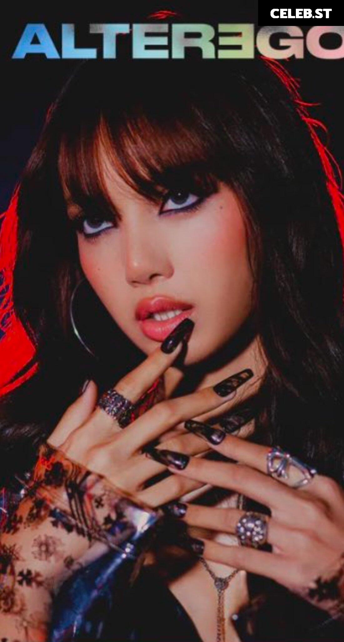 Lisa | BLΛƆKPIИK (Blackpink) Image 4482531