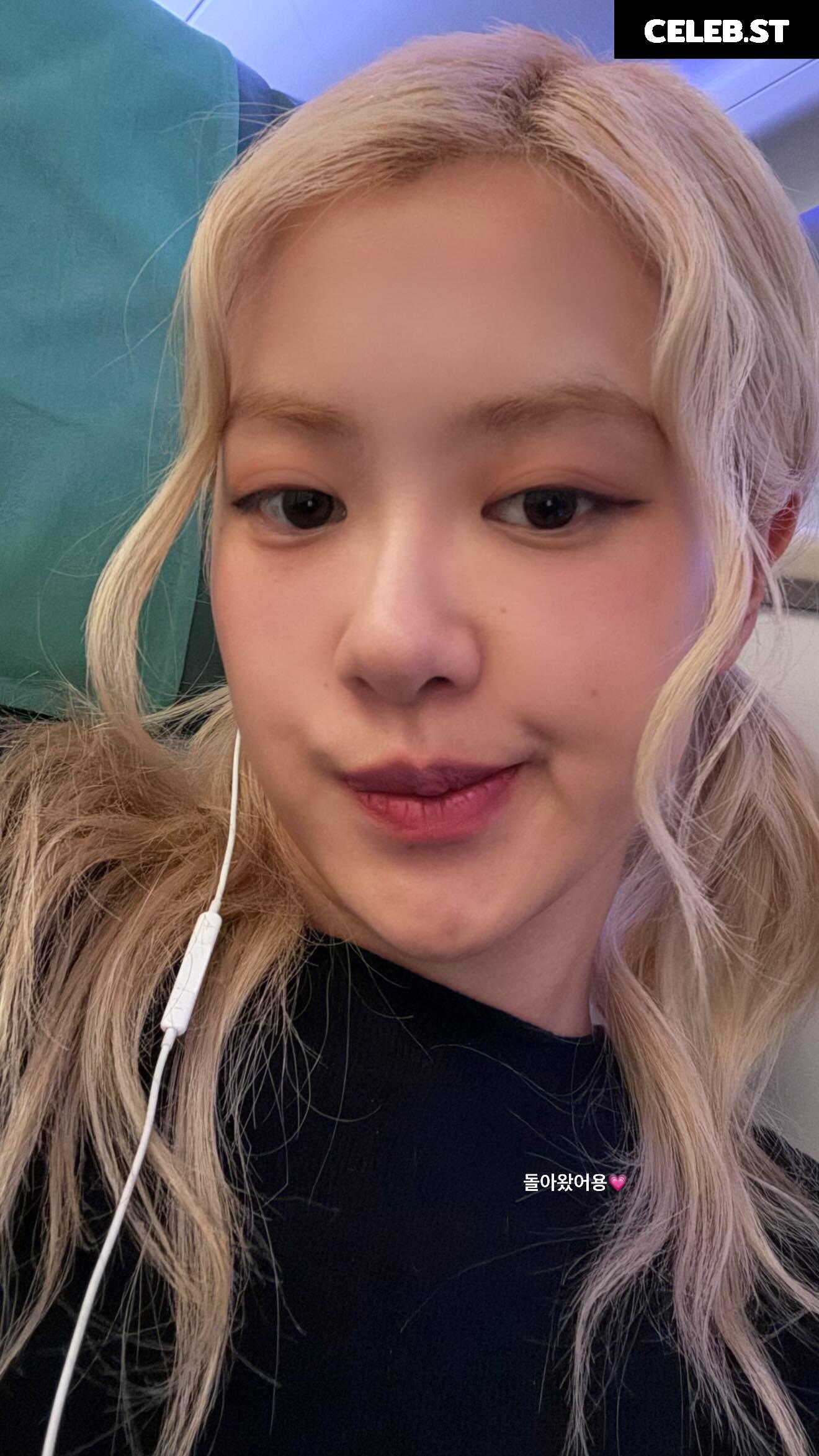 Rosé || Roseanne Park - BLΛƆKPIИK ( BLACKPINK ) Image 4482731