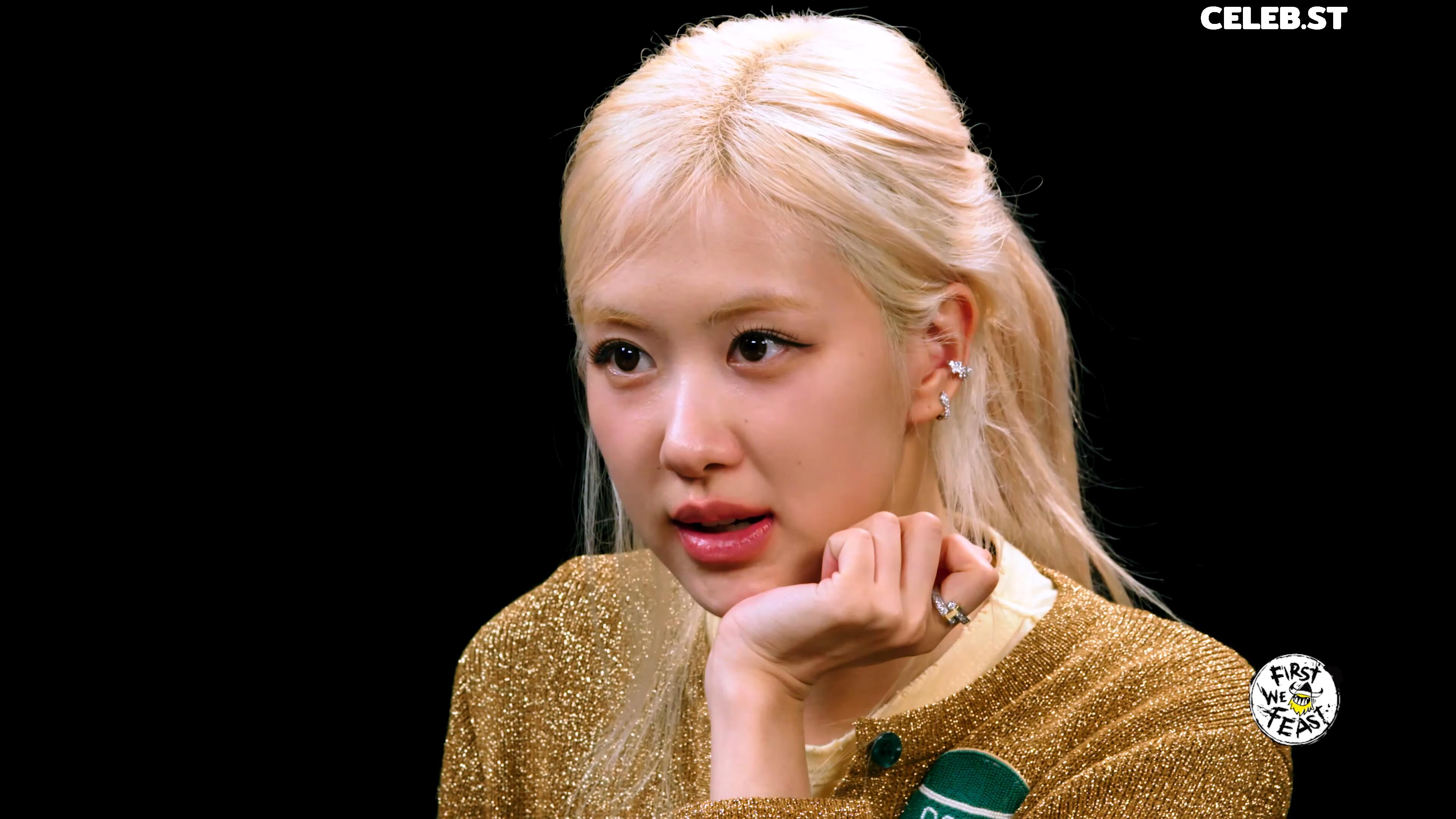 Rosé || Roseanne Park - BLΛƆKPIИK ( BLACKPINK ) Image 4482366