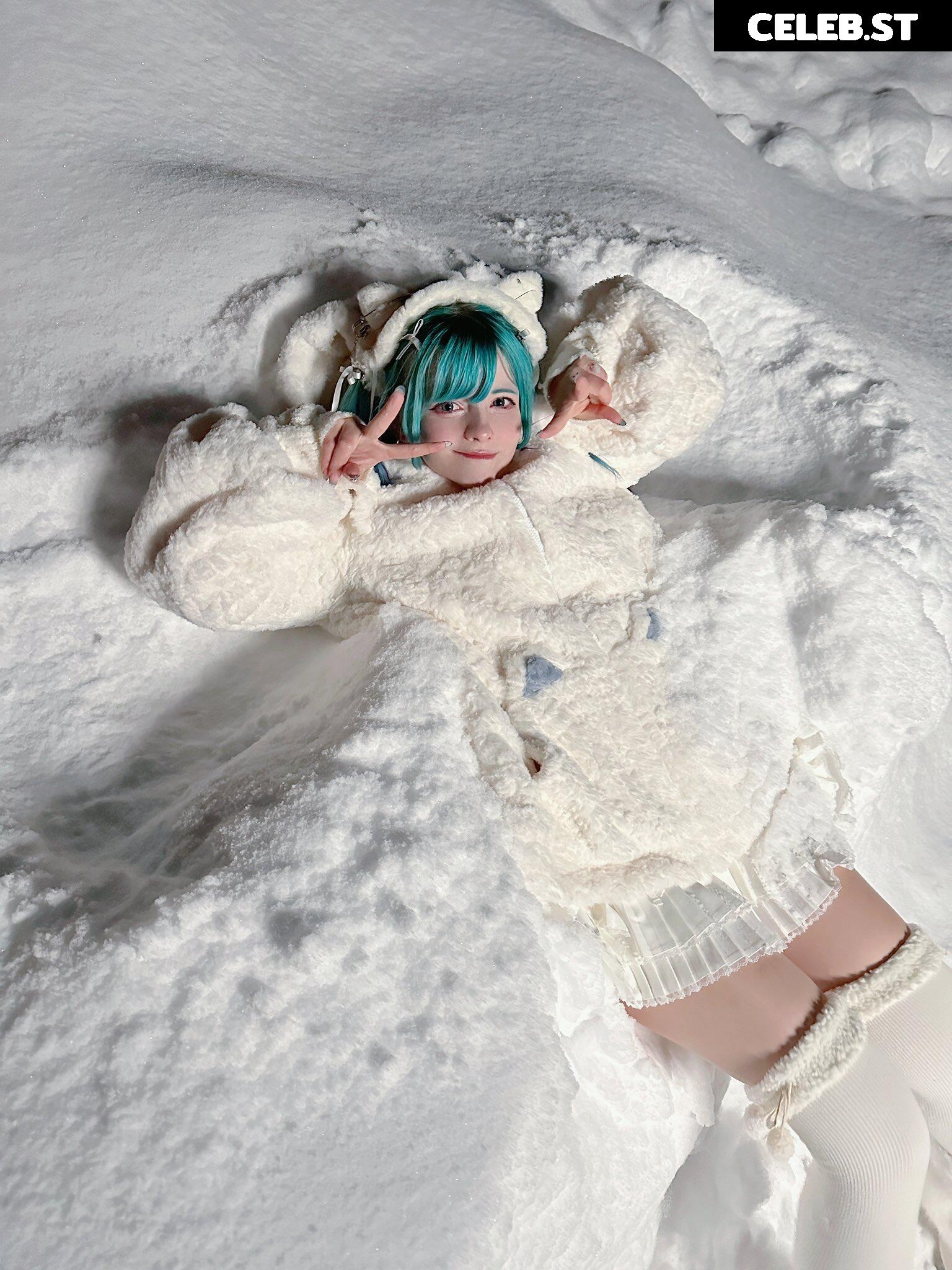 Saya Scarlet Image 4483881