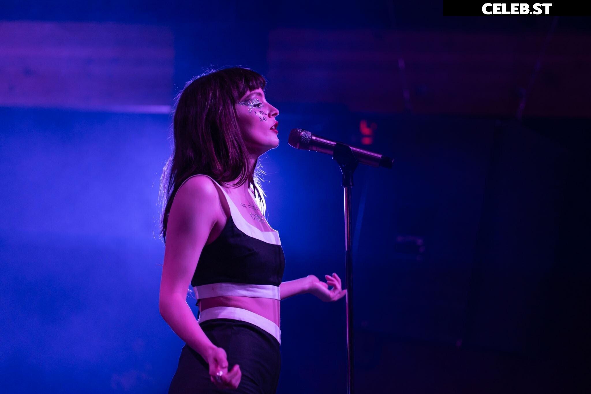 Lauren Mayberry (Singer) Image 4480409