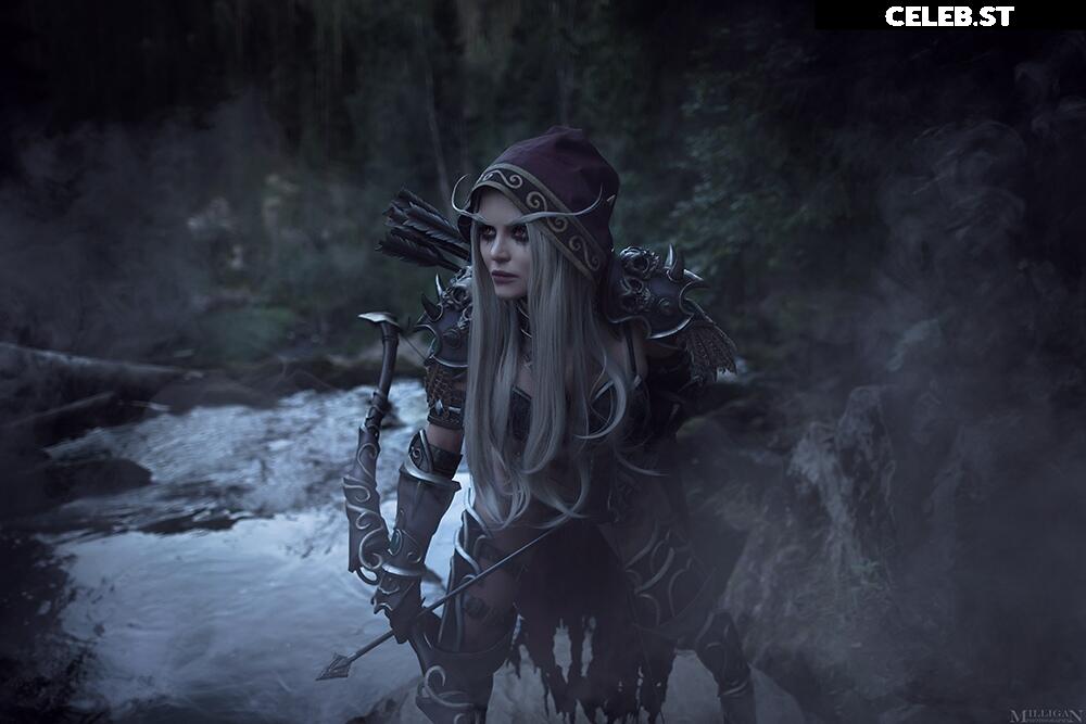 Kalinka Fox (Christina Fink) Image 4480739
