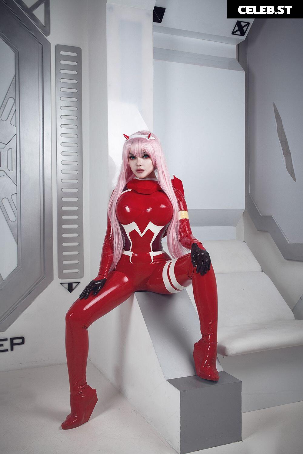 Kalinka Fox (Christina Fink) Image 4480105