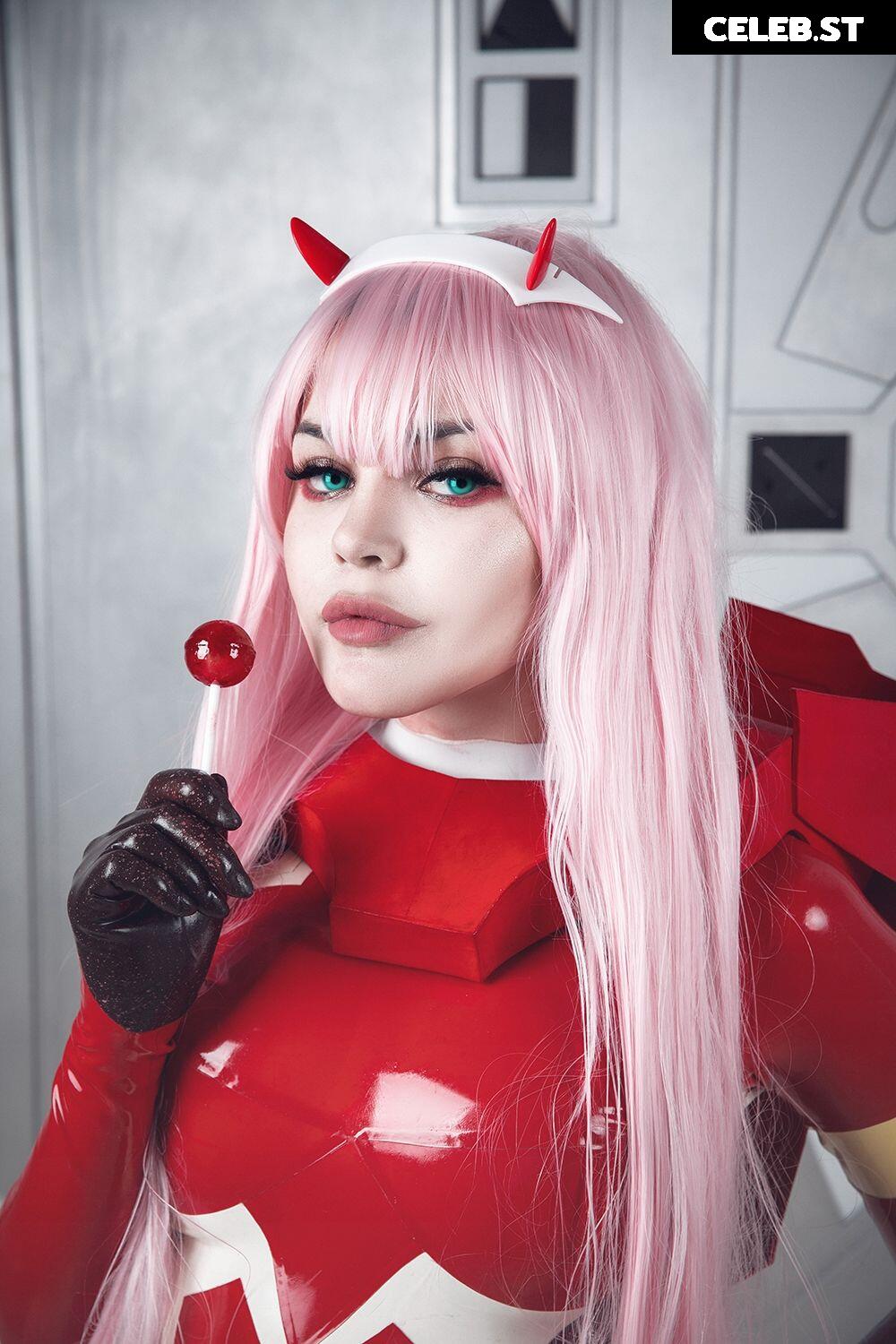 Kalinka Fox (Christina Fink) Image 4480057