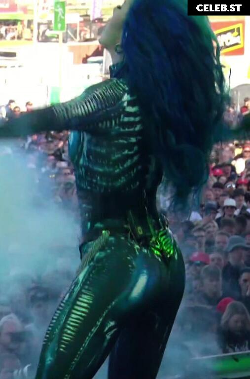 Women of Metal Image 4480013