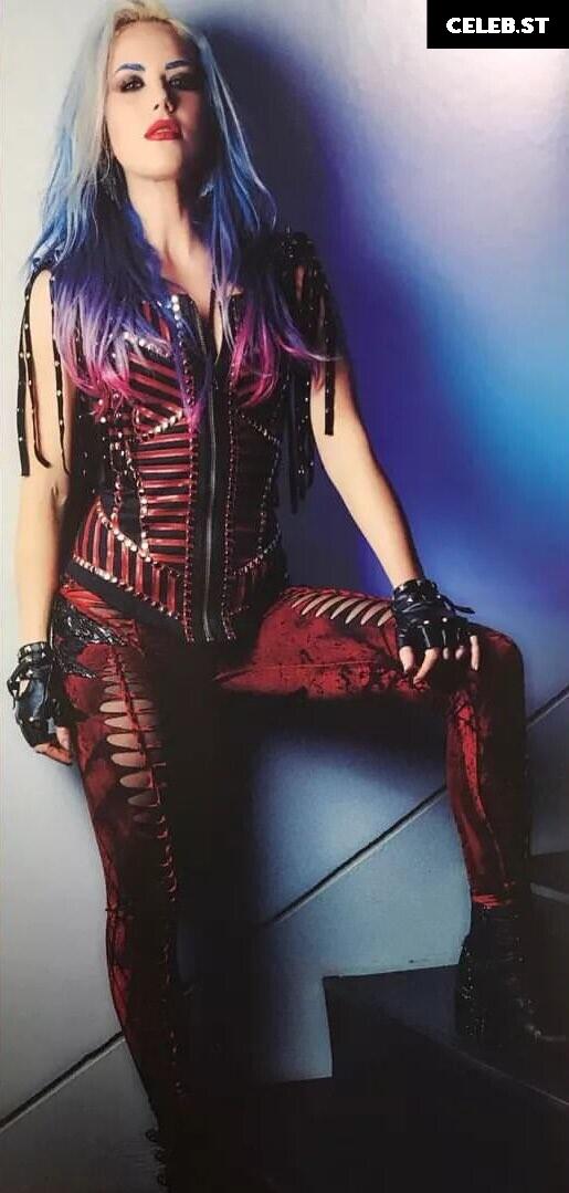 Women of Metal Image 4480351