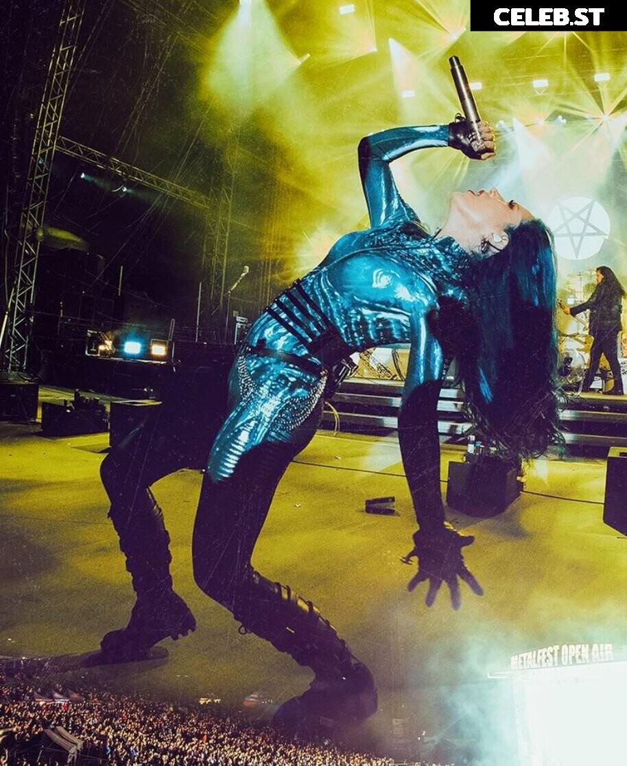 Women of Metal Image 4480250
