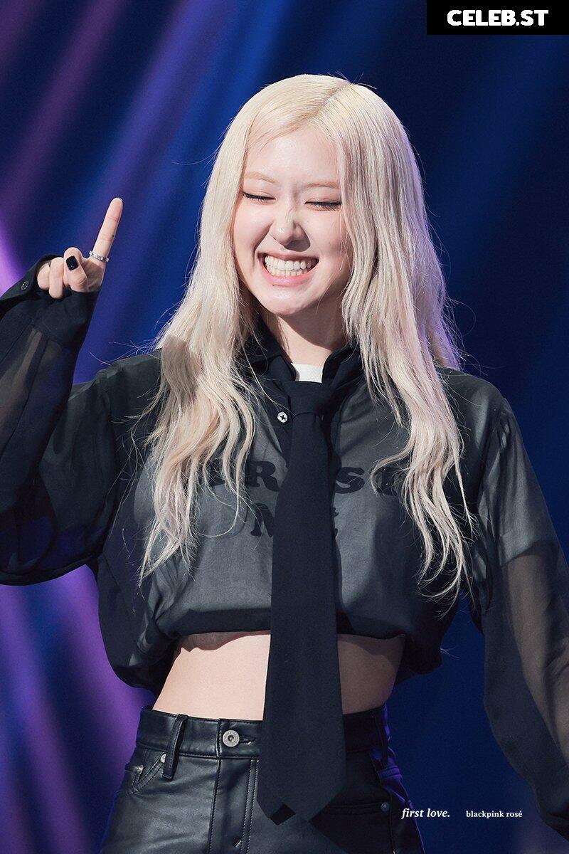 Rosé || Roseanne Park - BLΛƆKPIИK ( BLACKPINK ) Image 4489770