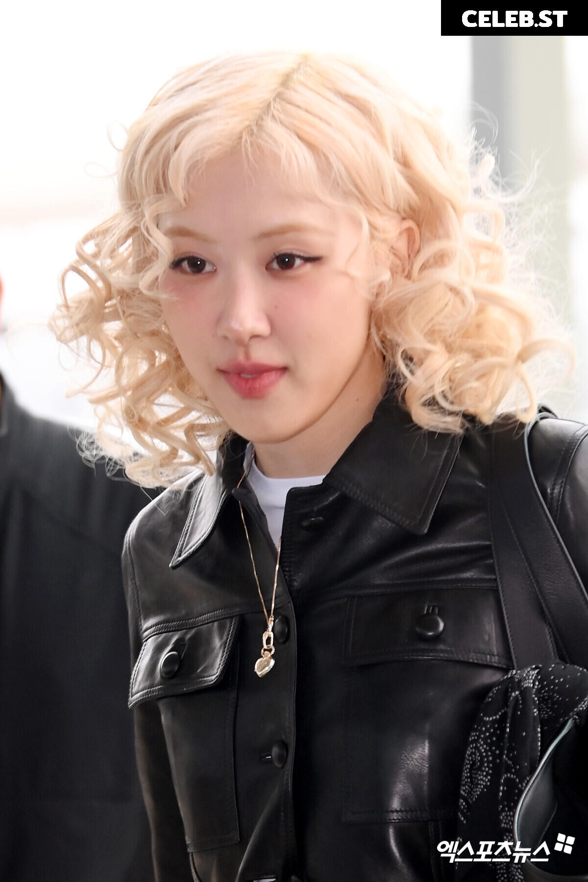 Rosé || Roseanne Park - BLΛƆKPIИK ( BLACKPINK ) Image 4489935