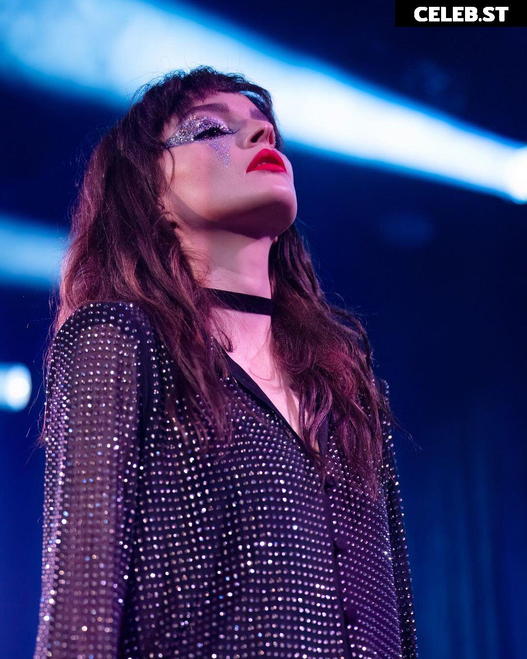 Lauren Mayberry (Singer) Image 4488912