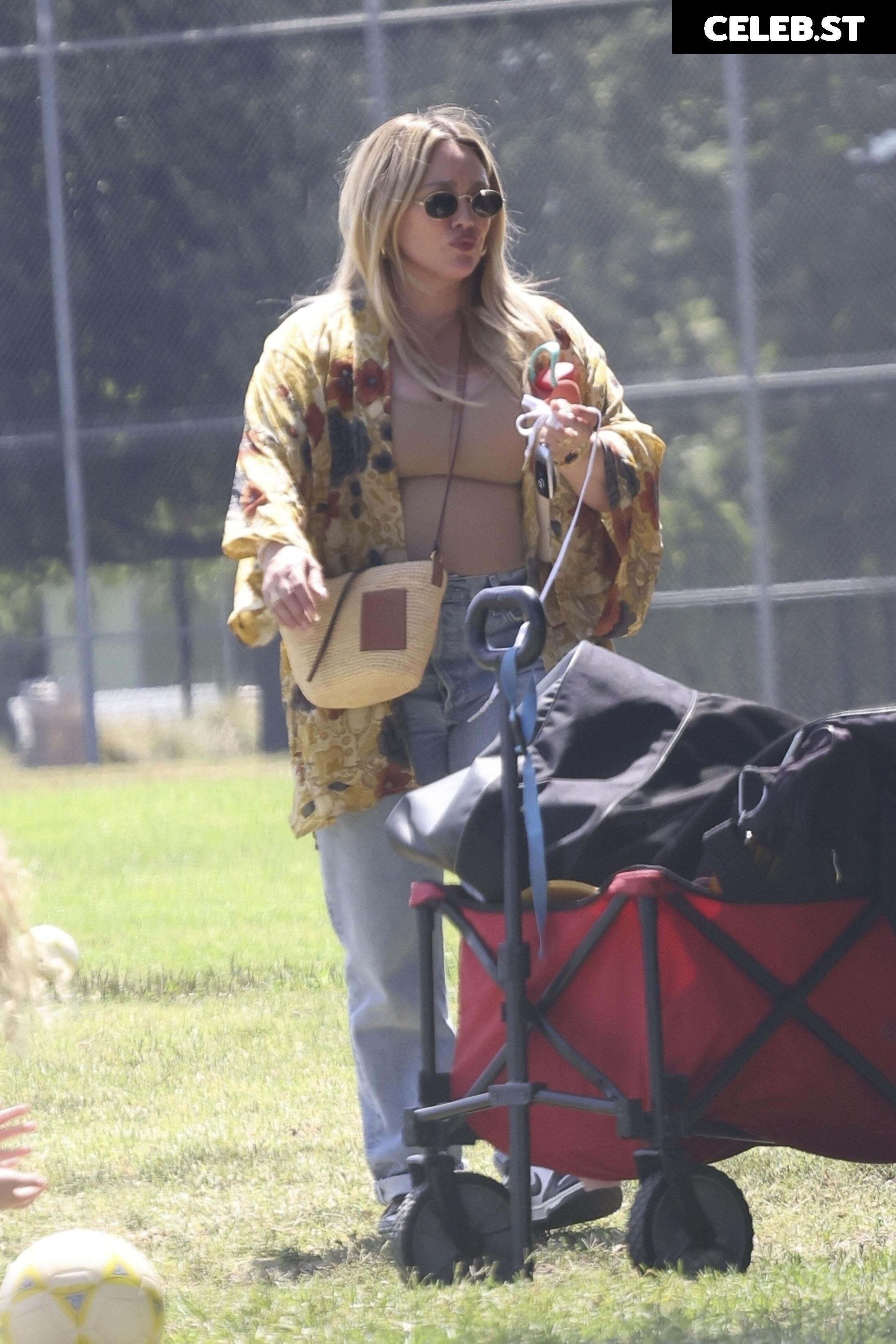 Hilary Duff Image 4475992