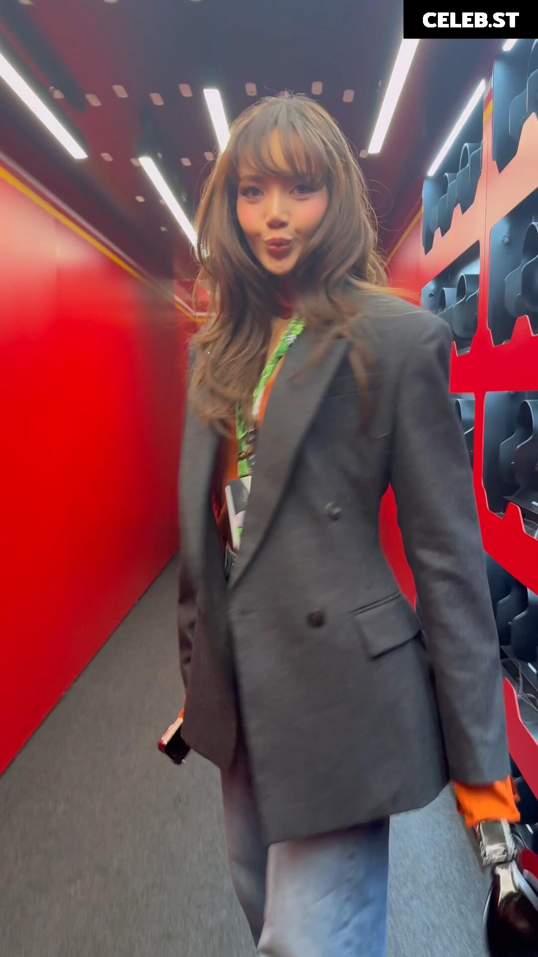 Lisa | BLΛƆKPIИK (Blackpink) Image 4476173