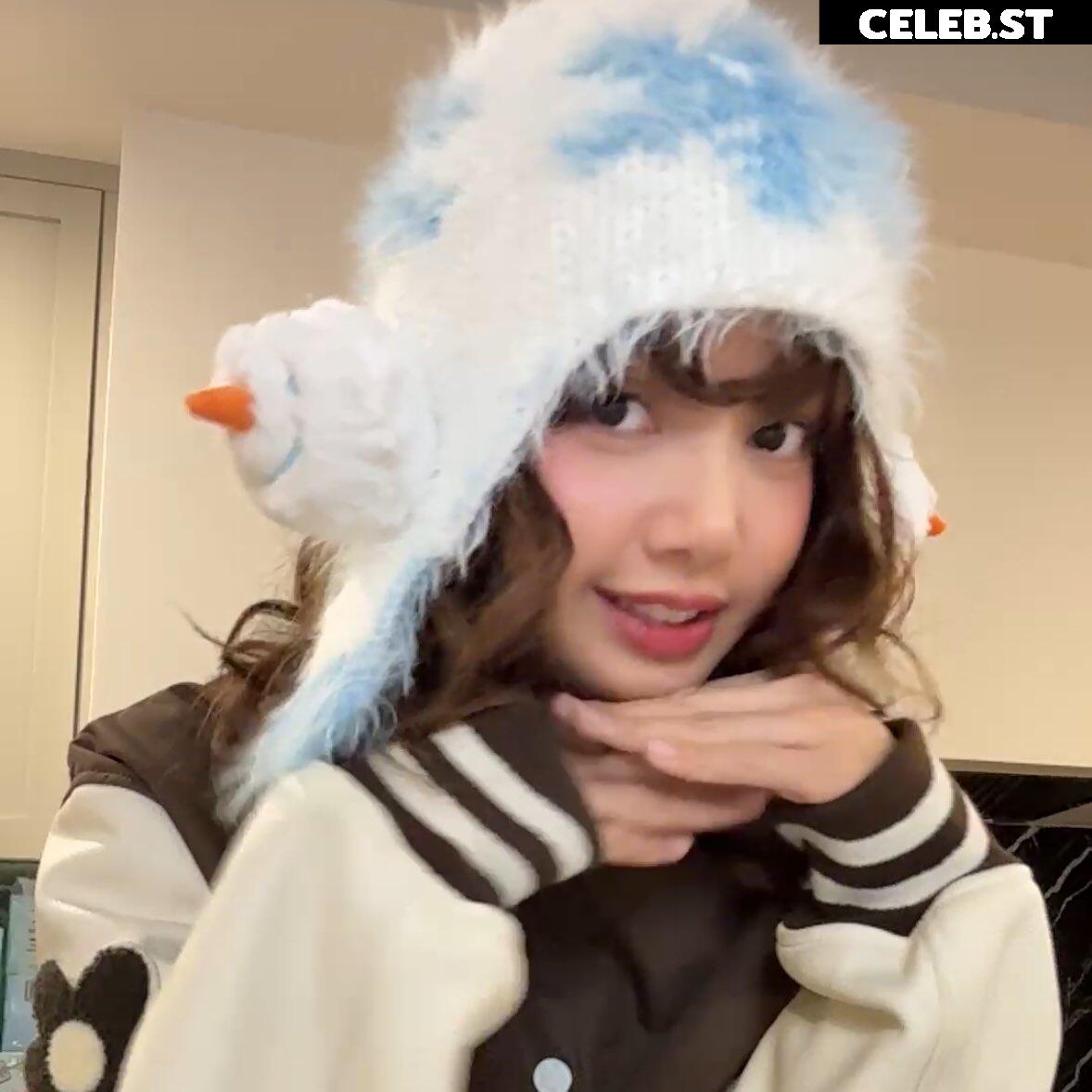 Lisa | BLΛƆKPIИK (Blackpink) Image 4477677