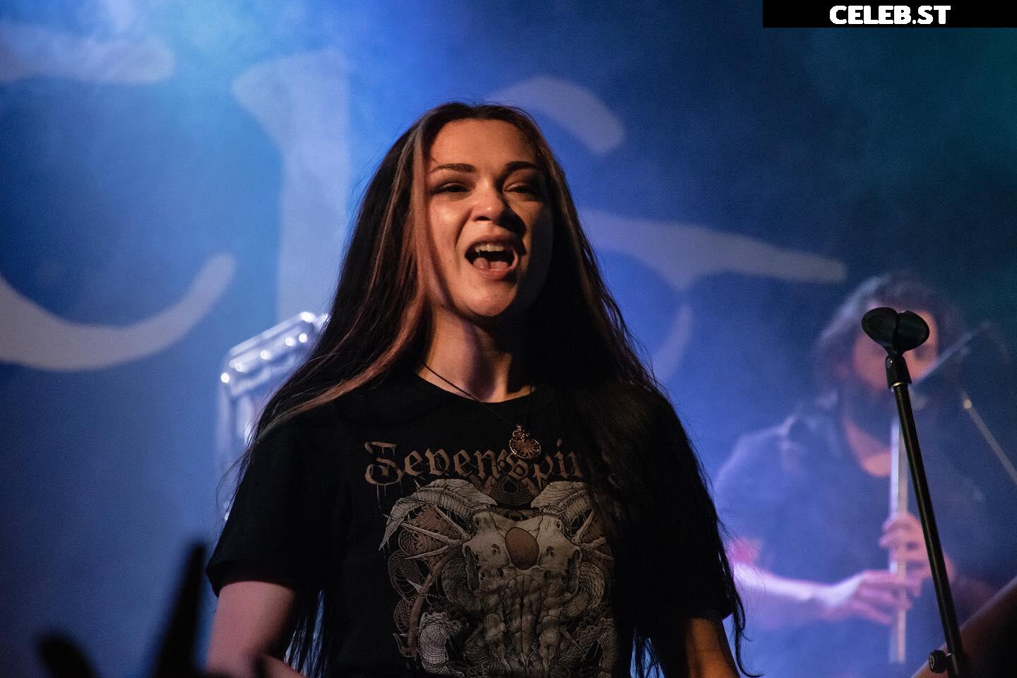 Women of Metal Image 4477283