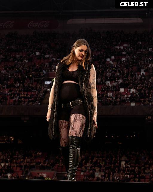 Women of Metal Image 4474507