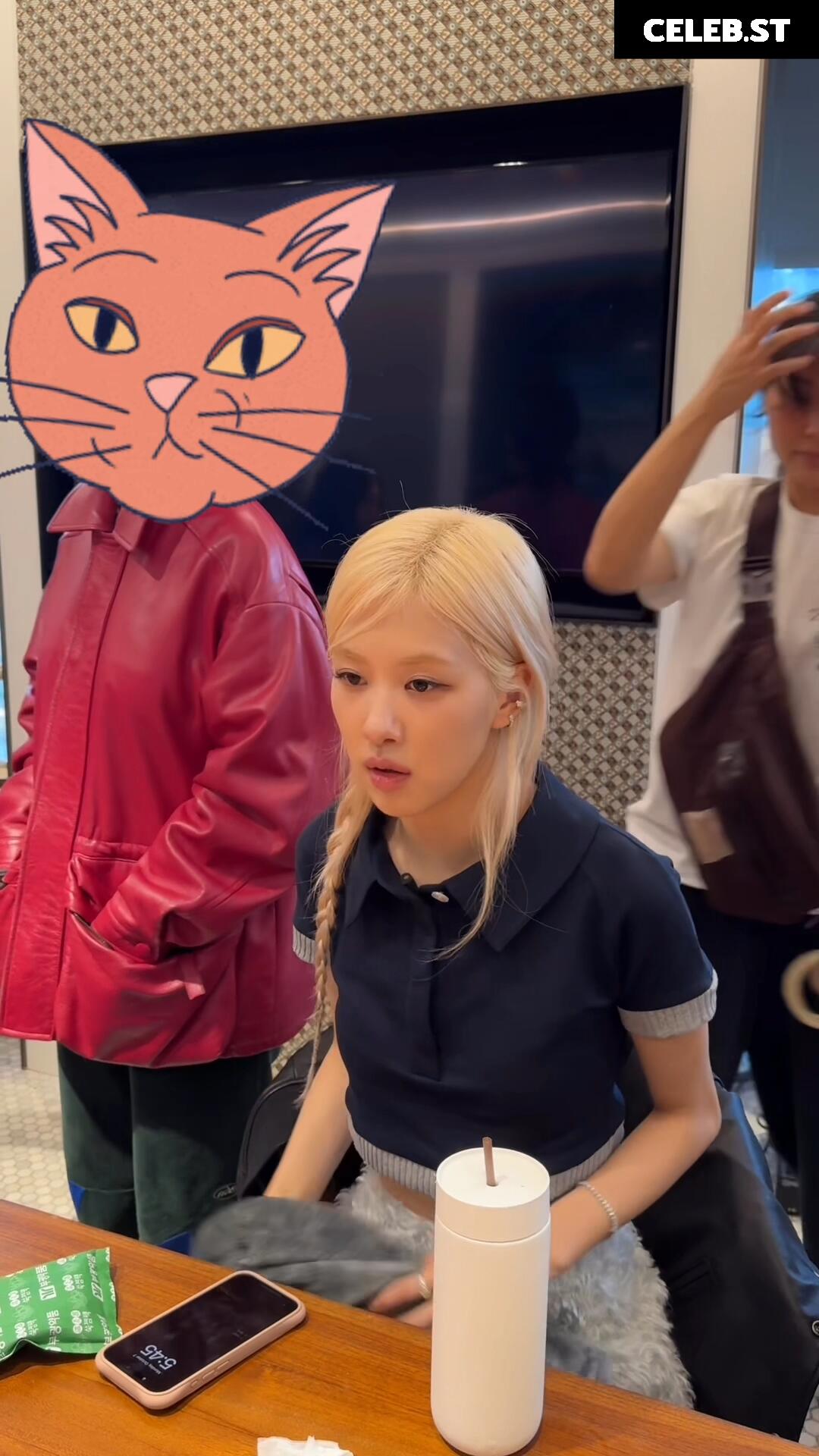 Rosé || Roseanne Park - BLΛƆKPIИK ( BLACKPINK ) Image 4474139