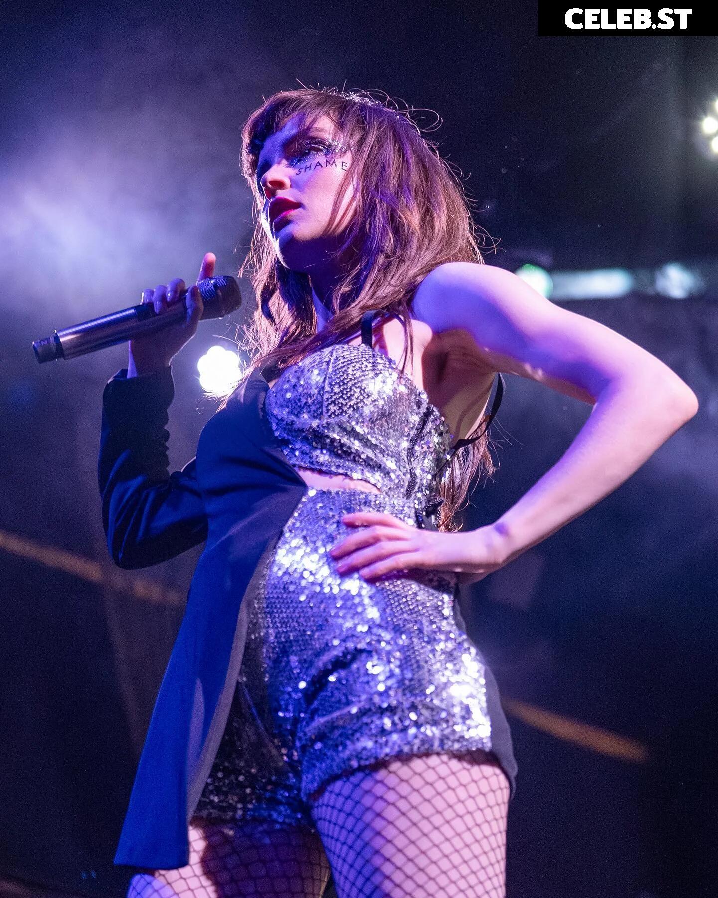 Lauren Mayberry (Singer) Image 4472002
