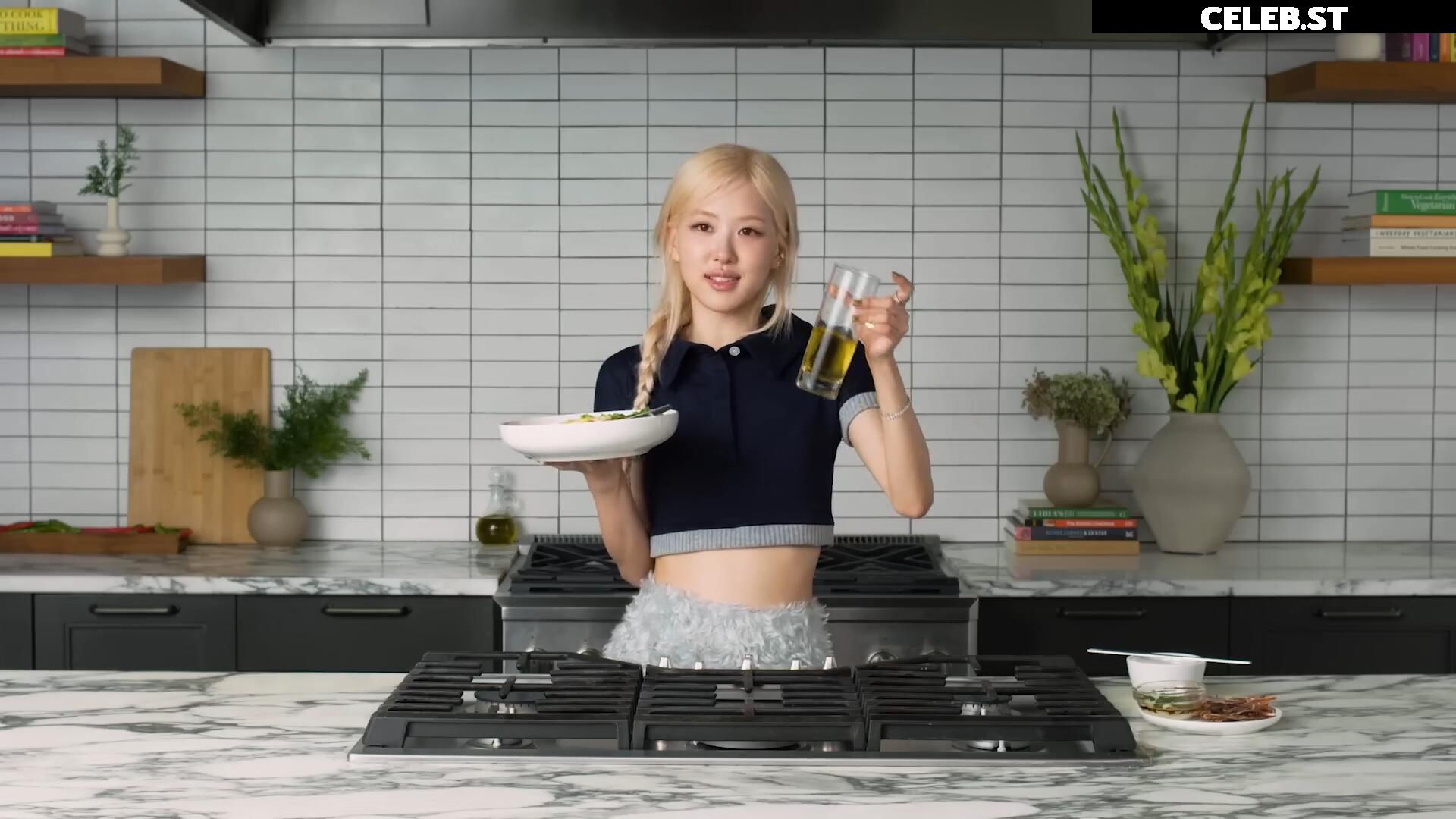 Rosé || Roseanne Park - BLΛƆKPIИK ( BLACKPINK ) Image 4473286