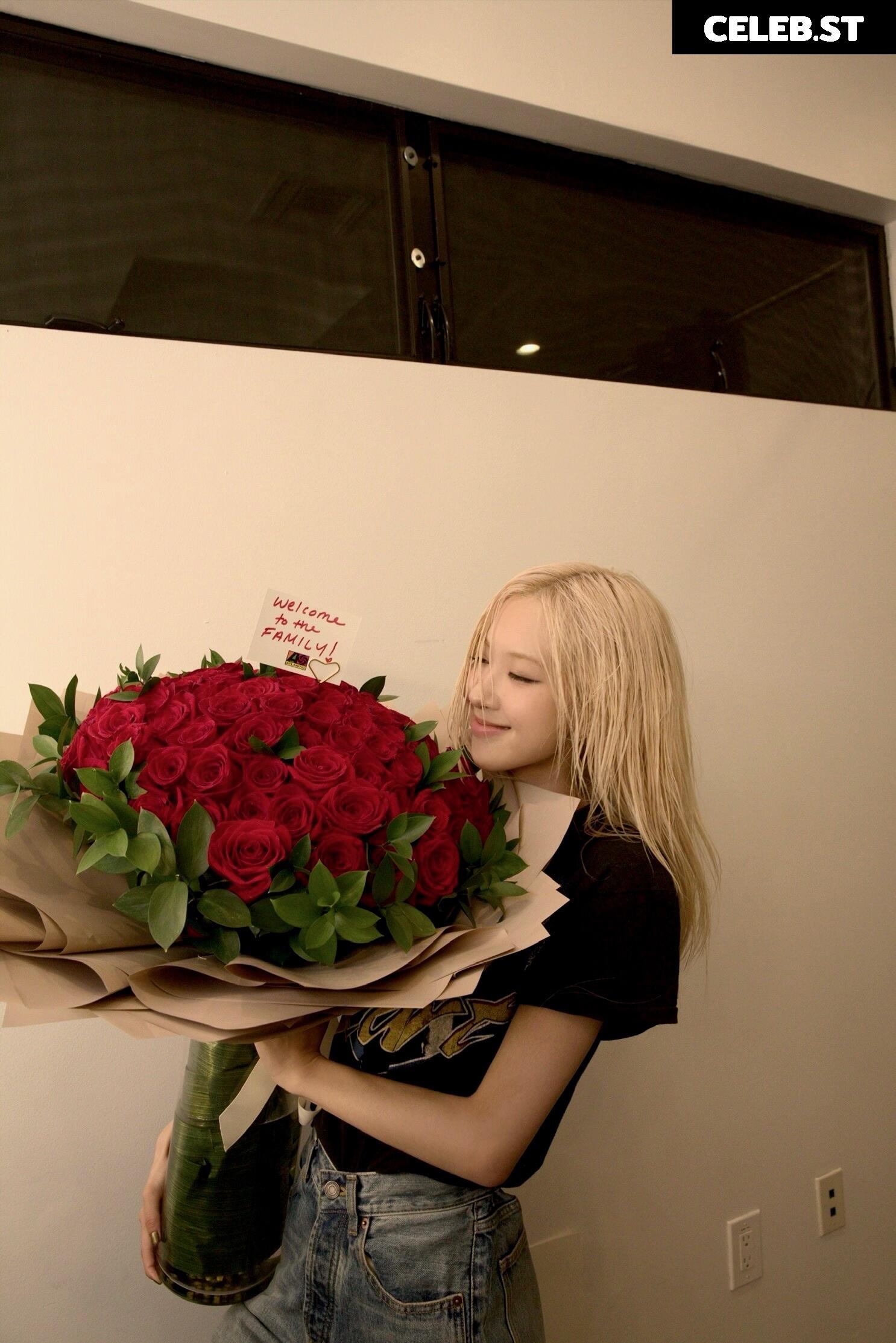 Rosé || Roseanne Park - BLΛƆKPIИK ( BLACKPINK ) Image 4470509