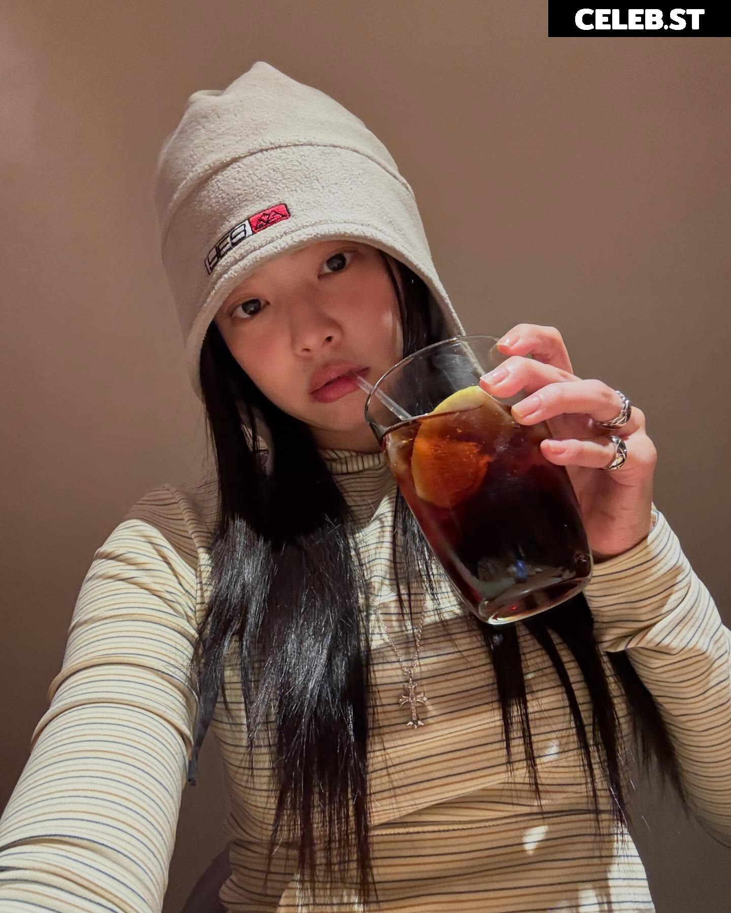 Jennie | BLΛƆKPIИK (Blackpink) Image 4470106