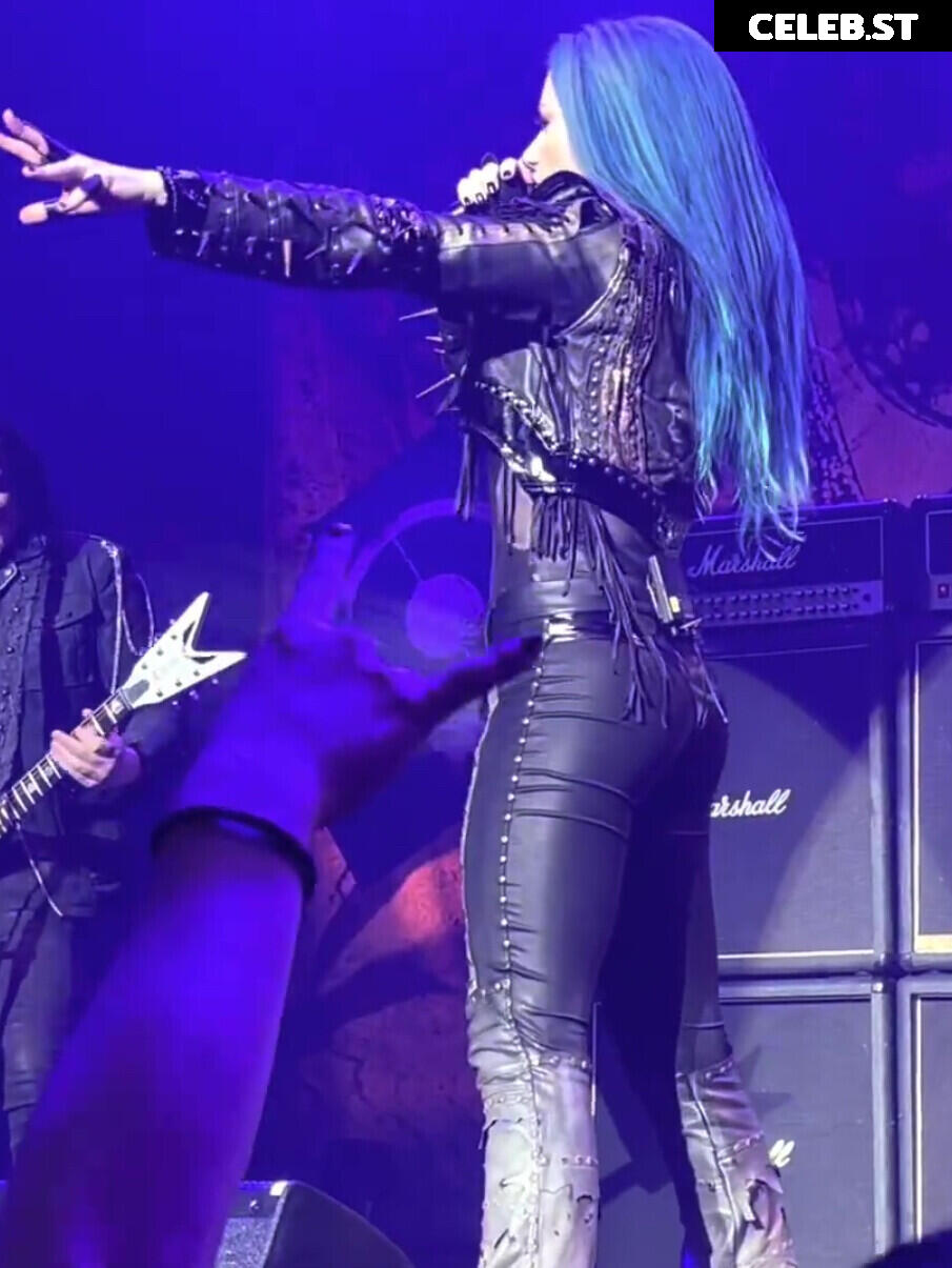 Women of Metal Image 4465776