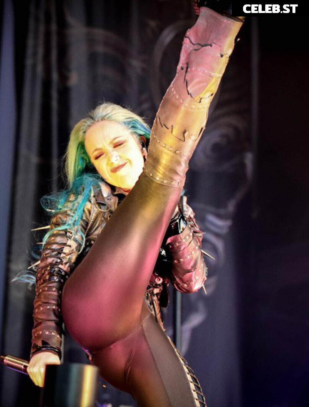 Women of Metal Image 4465993