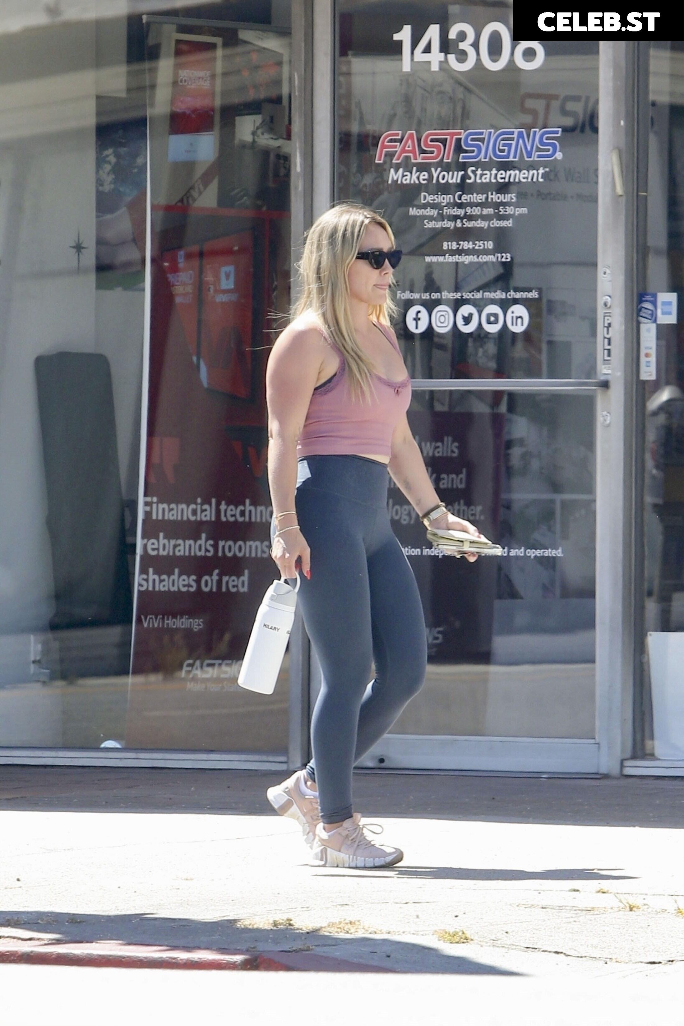 Hilary Duff Image 4467149