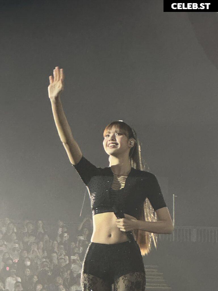 Lisa | BLΛƆKPIИK (Blackpink) Image 4467903