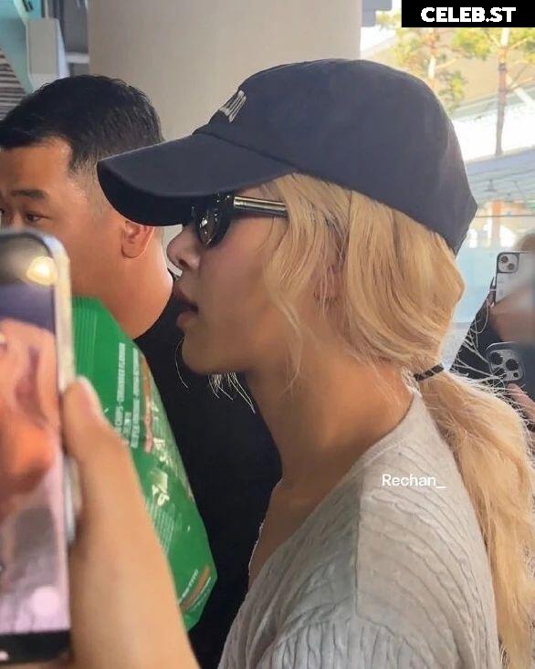Rosé || Roseanne Park - BLΛƆKPIИK ( BLACKPINK ) Image 4464575