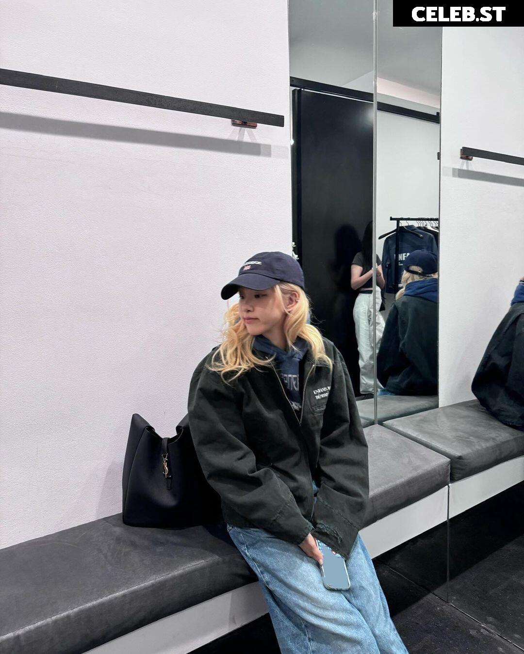 Rosé || Roseanne Park - BLΛƆKPIИK ( BLACKPINK ) Image 4464180