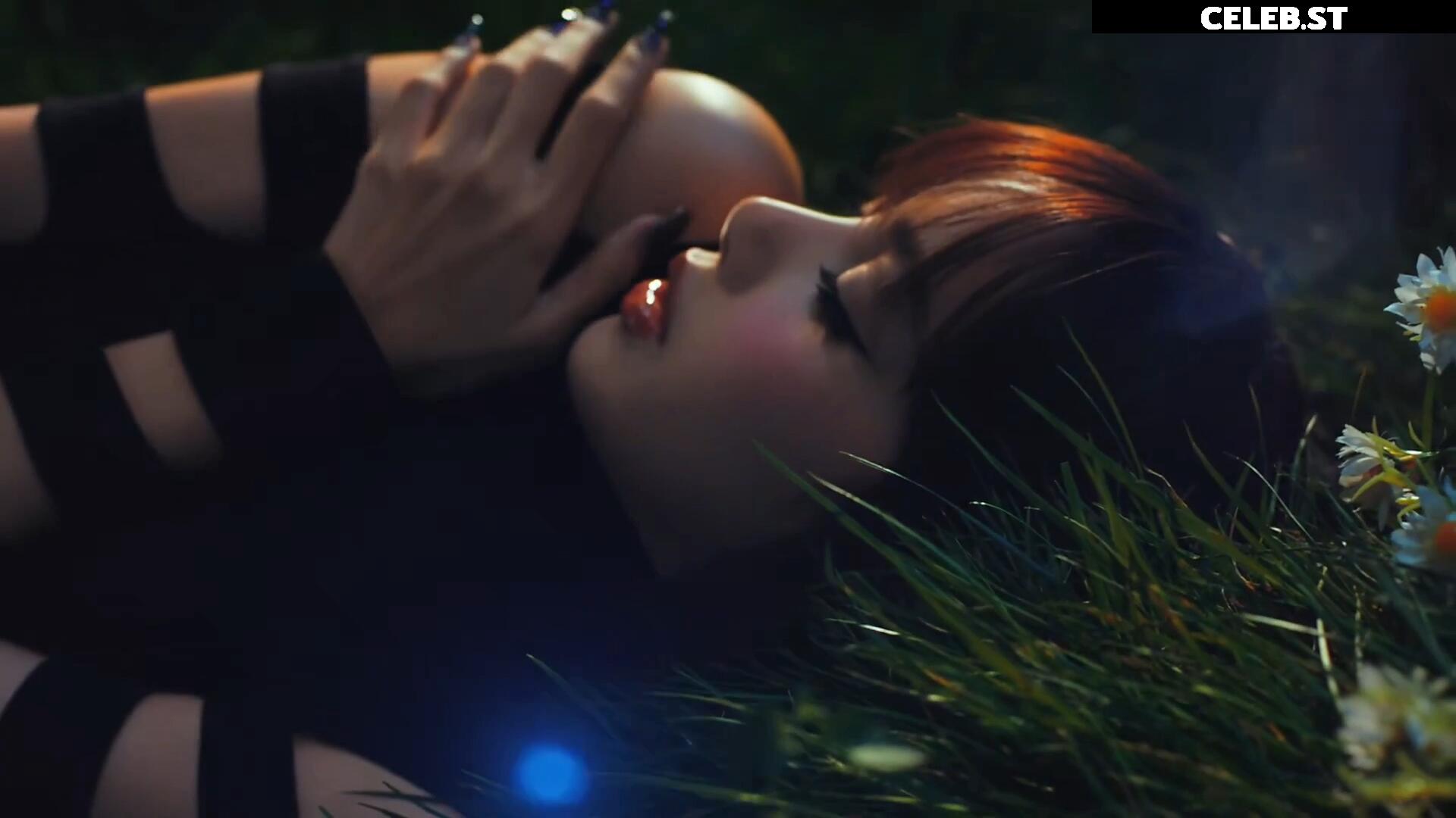 Lisa | BLΛƆKPIИK (Blackpink) Image 4464043