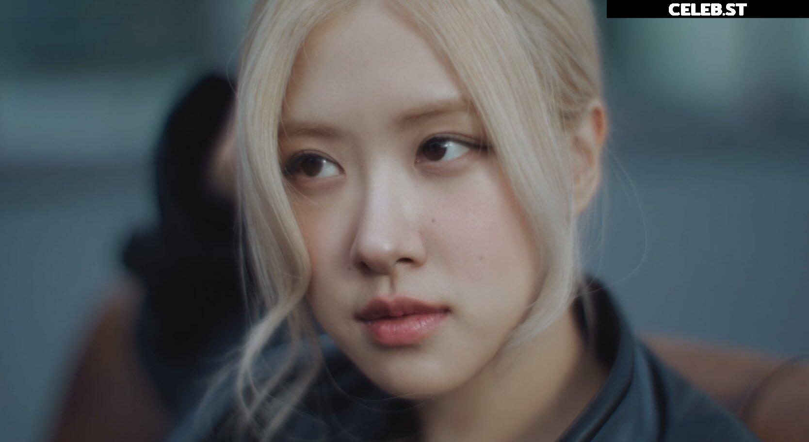 Rosé || Roseanne Park - BLΛƆKPIИK ( BLACKPINK ) Image 4464314