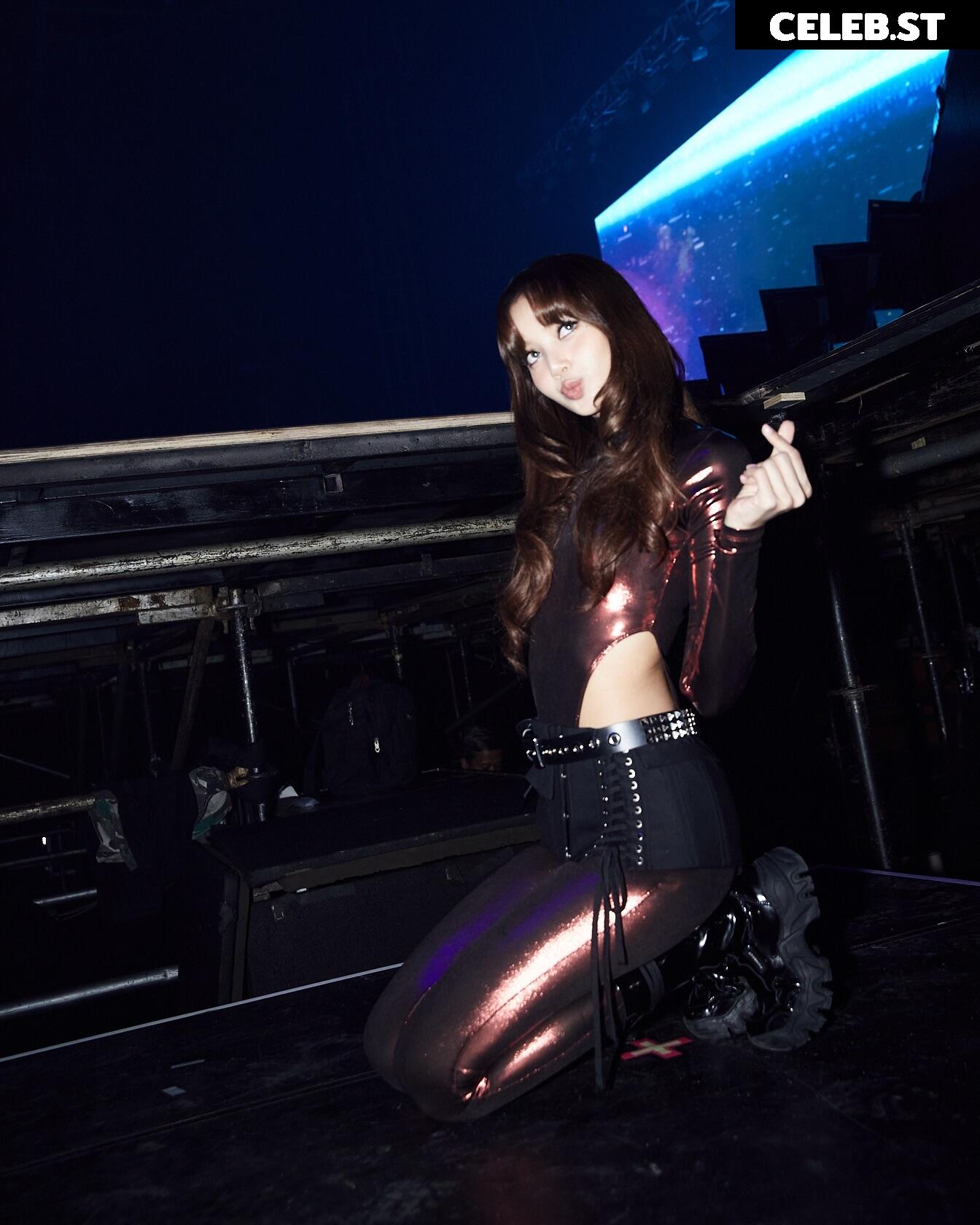 Lisa | BLΛƆKPIИK (Blackpink) Image 4464236