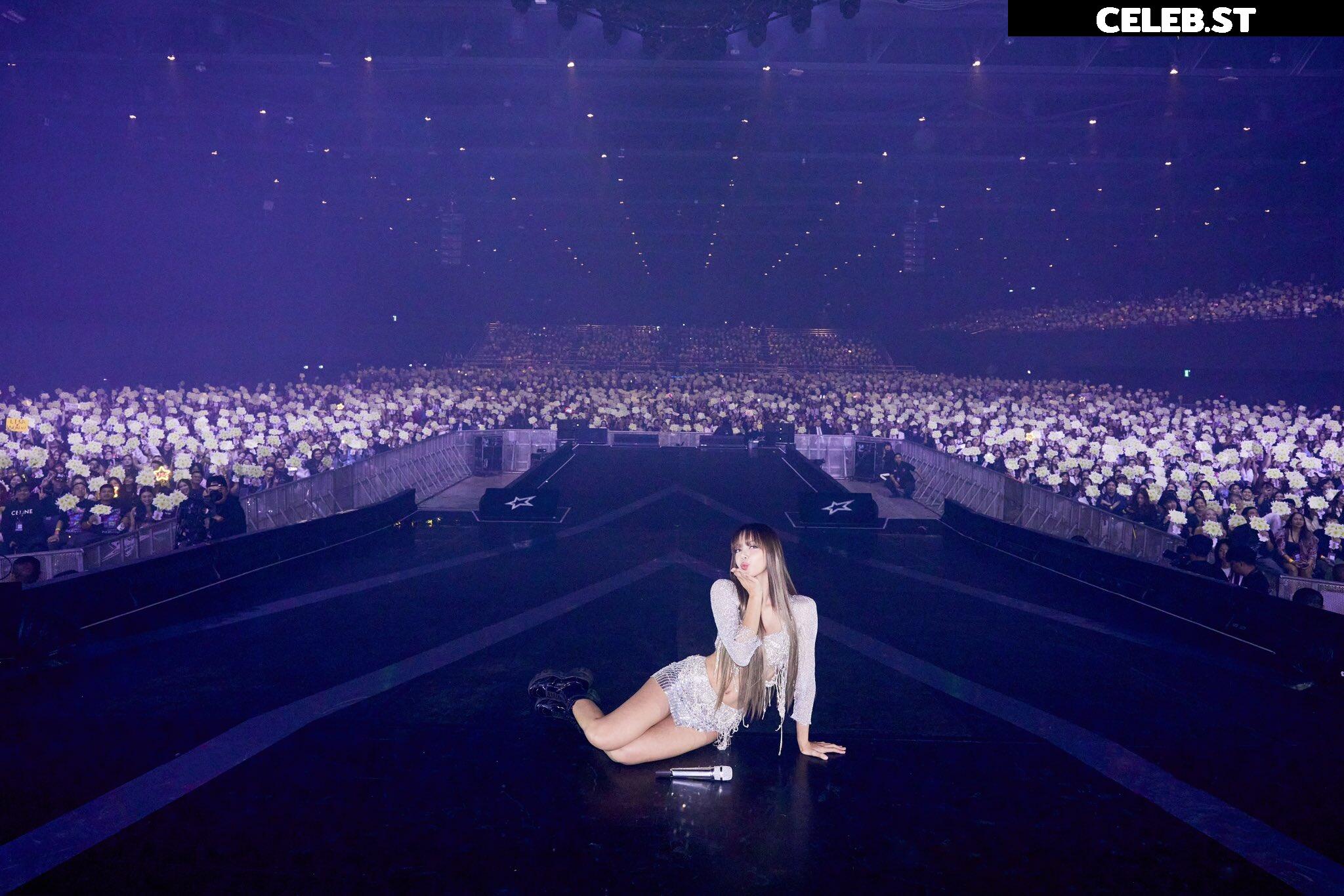 Lisa | BLΛƆKPIИK (Blackpink) Image 4461813