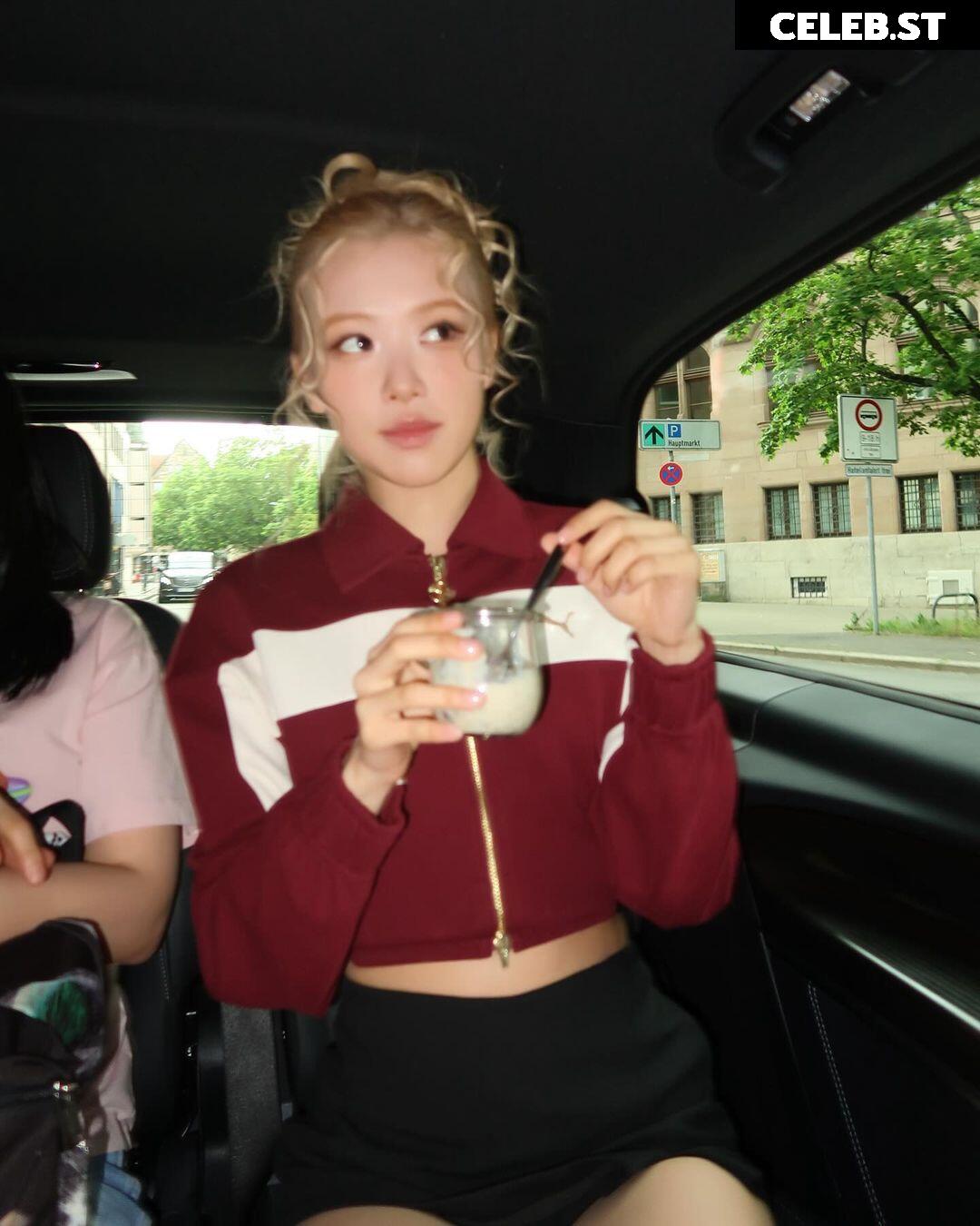 Rosé || Roseanne Park - BLΛƆKPIИK ( BLACKPINK ) Image 4461077