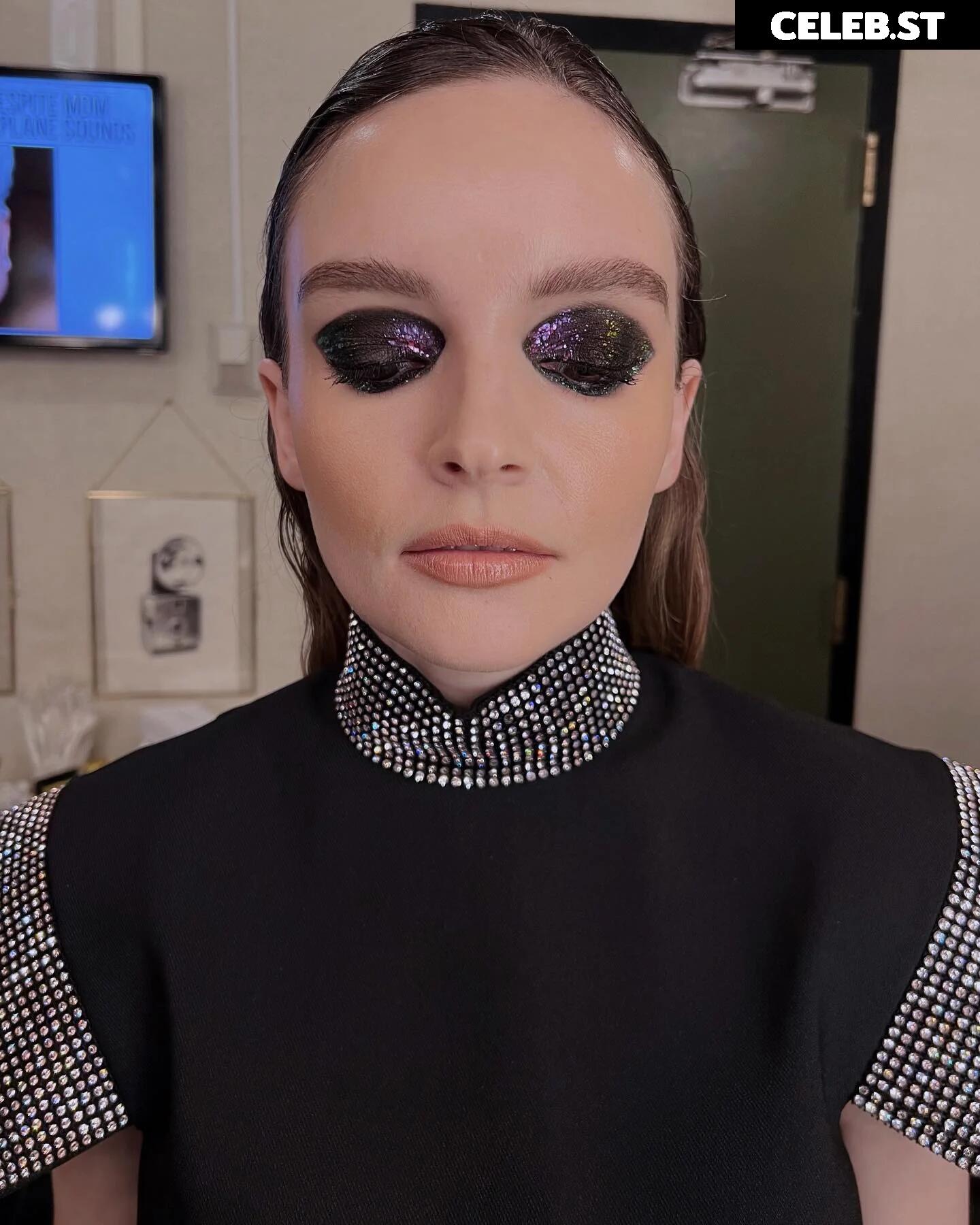 Lauren Mayberry (Singer) Image 4461016